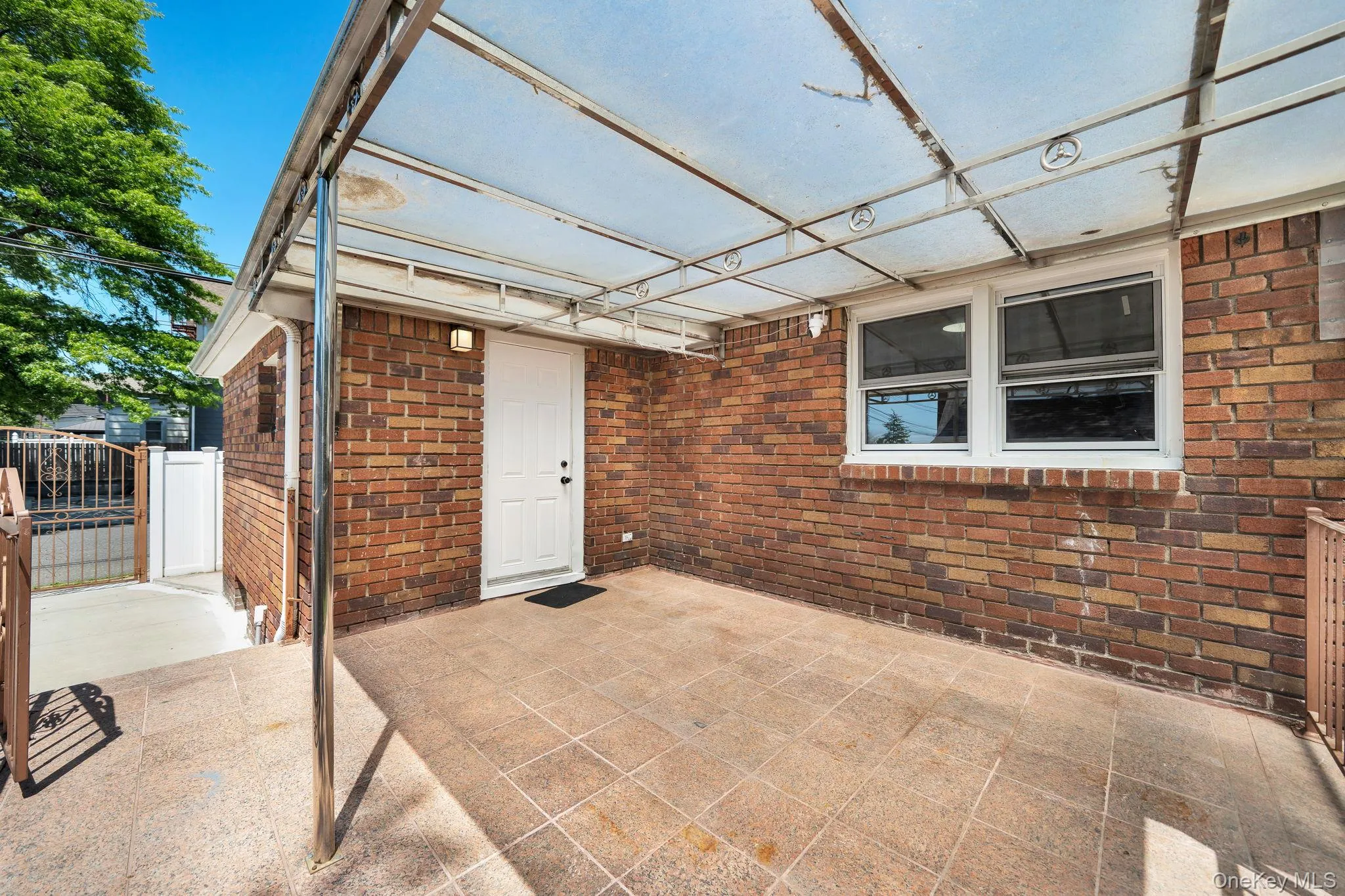 105 Claridge Avenue, Hempstead, NY, 3 Bedrooms Bedrooms, 10 Rooms Rooms,2 BathroomsBathrooms,Residential,For Rent,Claridge,0,1000939 105 Claridge Avenue, Hempstead, NY, 3 Bedrooms Bedrooms, 10 Rooms Rooms,2 BathroomsBathrooms,Residential,For Rent,Claridge,0,1000939