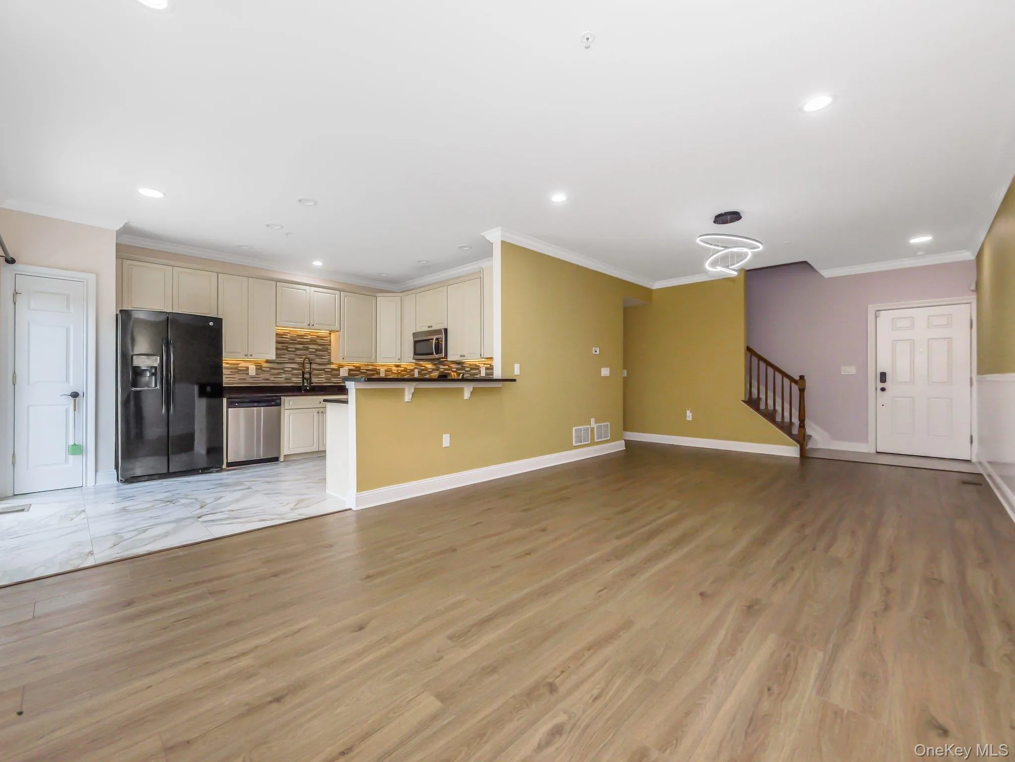 1115 Balsam Drive, New Windsor, NY, 2 Bedrooms Bedrooms, 6 Rooms Rooms,3 BathroomsBathrooms,Residential Lease,For Rent,Balsam,0,1000946 1115 Balsam Drive, New Windsor, NY, 2 Bedrooms Bedrooms, 6 Rooms Rooms,3 BathroomsBathrooms,Residential Lease,For Rent,Balsam,0,1000946
