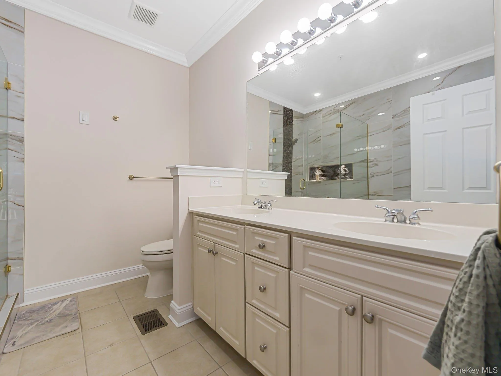 1115 Balsam Drive, New Windsor, NY, 2 Bedrooms Bedrooms, 6 Rooms Rooms,3 BathroomsBathrooms,Residential Lease,For Rent,Balsam,0,1000946 1115 Balsam Drive, New Windsor, NY, 2 Bedrooms Bedrooms, 6 Rooms Rooms,3 BathroomsBathrooms,Residential Lease,For Rent,Balsam,0,1000946
