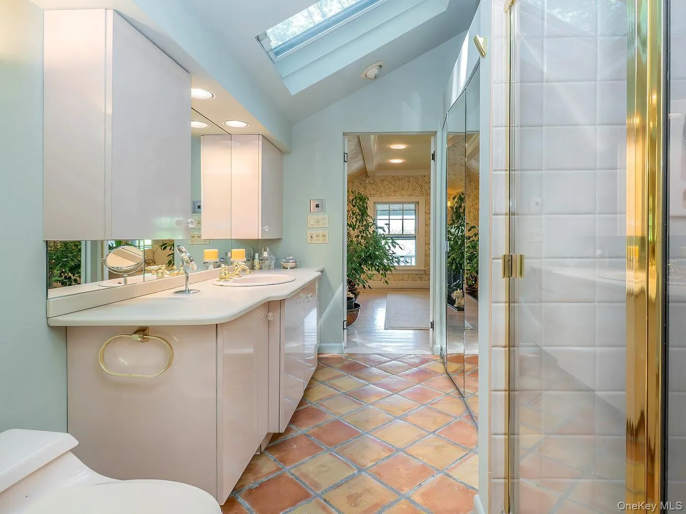 En Suite Bathroom En Suite Bathroom