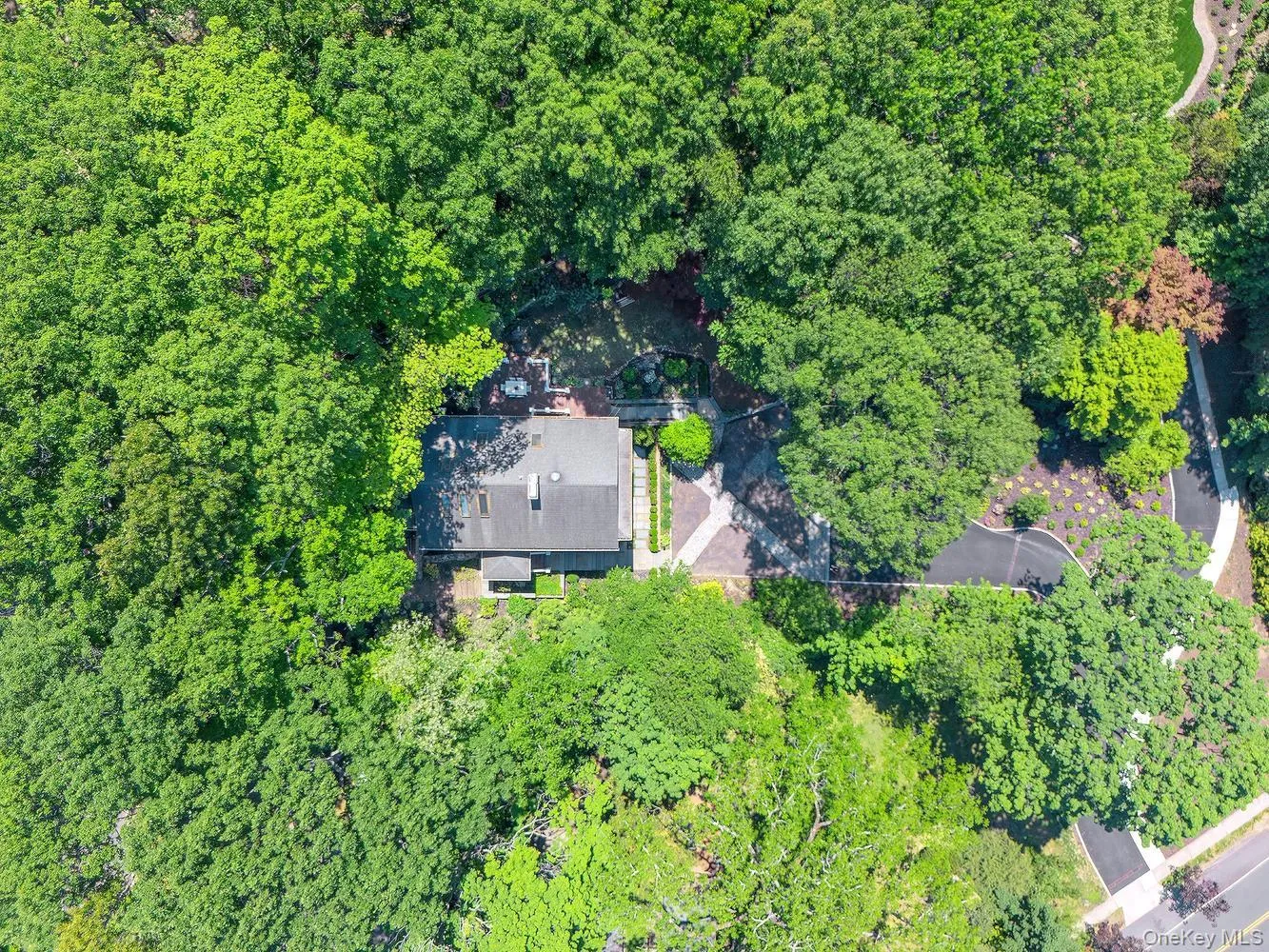 Ariel View of the Property surrounded by Greenery for Privacy Ariel View of the Property surrounded by Greenery for Privacy