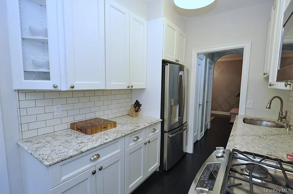 143 Garth Road, Eastchester, NY, 2 Bedrooms Bedrooms, 5 Rooms Rooms,2 BathroomsBathrooms,Residential,For Rent,Garth,0,1000951 143 Garth Road, Eastchester, NY, 2 Bedrooms Bedrooms, 5 Rooms Rooms,2 BathroomsBathrooms,Residential,For Rent,Garth,0,1000951