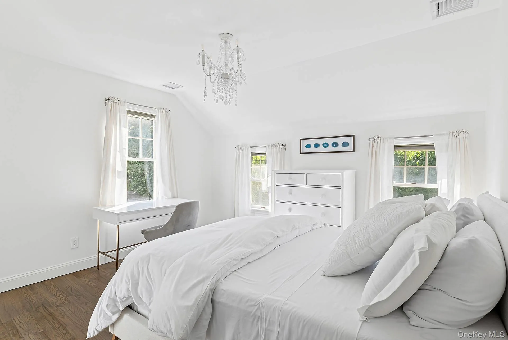 28 Windermere Drive, Southampton, NY, 4 Bedrooms Bedrooms, 16 Rooms Rooms,3 BathroomsBathrooms,Residential Lease,For Rent,Windermere,0,1000970 28 Windermere Drive, Southampton, NY, 4 Bedrooms Bedrooms, 16 Rooms Rooms,3 BathroomsBathrooms,Residential Lease,For Rent,Windermere,0,1000970