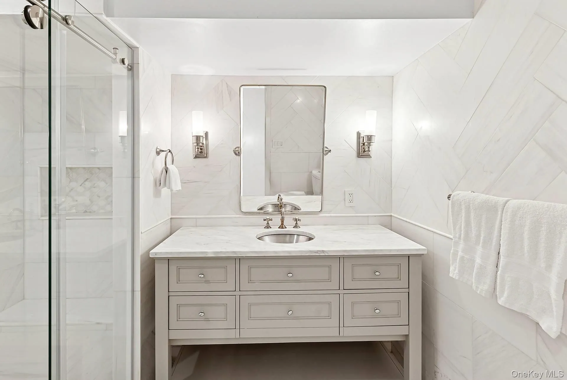 28 Windermere Drive, Southampton, NY, 4 Bedrooms Bedrooms, 16 Rooms Rooms,3 BathroomsBathrooms,Residential Lease,For Rent,Windermere,0,1000970 28 Windermere Drive, Southampton, NY, 4 Bedrooms Bedrooms, 16 Rooms Rooms,3 BathroomsBathrooms,Residential Lease,For Rent,Windermere,0,1000970