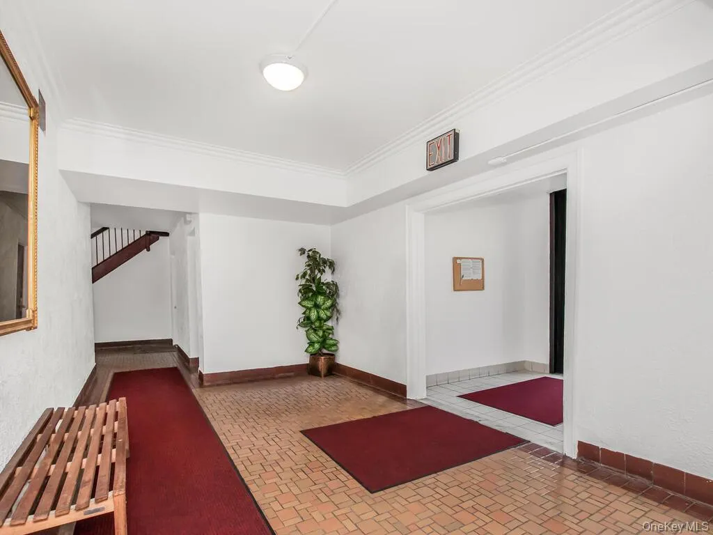 470 Broadway, Yonkers, NY, 1 Bedroom Bedrooms, 4 Rooms Rooms,1 BathroomBathrooms,Residential,For Rent,Broadway,0,1000974 470 Broadway, Yonkers, NY, 1 Bedroom Bedrooms, 4 Rooms Rooms,1 BathroomBathrooms,Residential,For Rent,Broadway,0,1000974