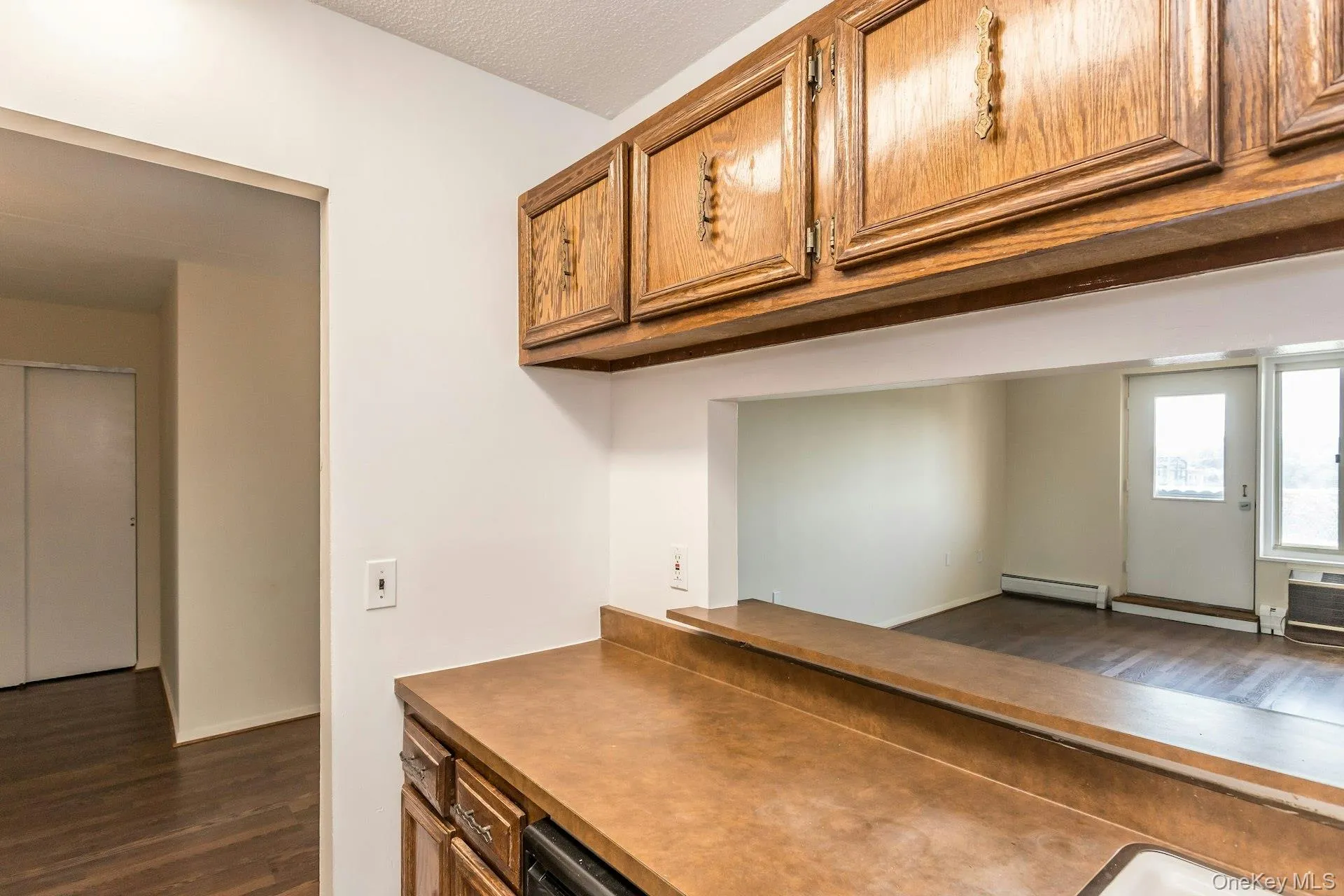 135 Post Avenue, North Hempstead, NY, 1 Bedroom Bedrooms, 3 Rooms Rooms,1 BathroomBathrooms,Residential Sale,For Rent,Post,0,1000976 135 Post Avenue, North Hempstead, NY, 1 Bedroom Bedrooms, 3 Rooms Rooms,1 BathroomBathrooms,Residential Sale,For Rent,Post,0,1000976