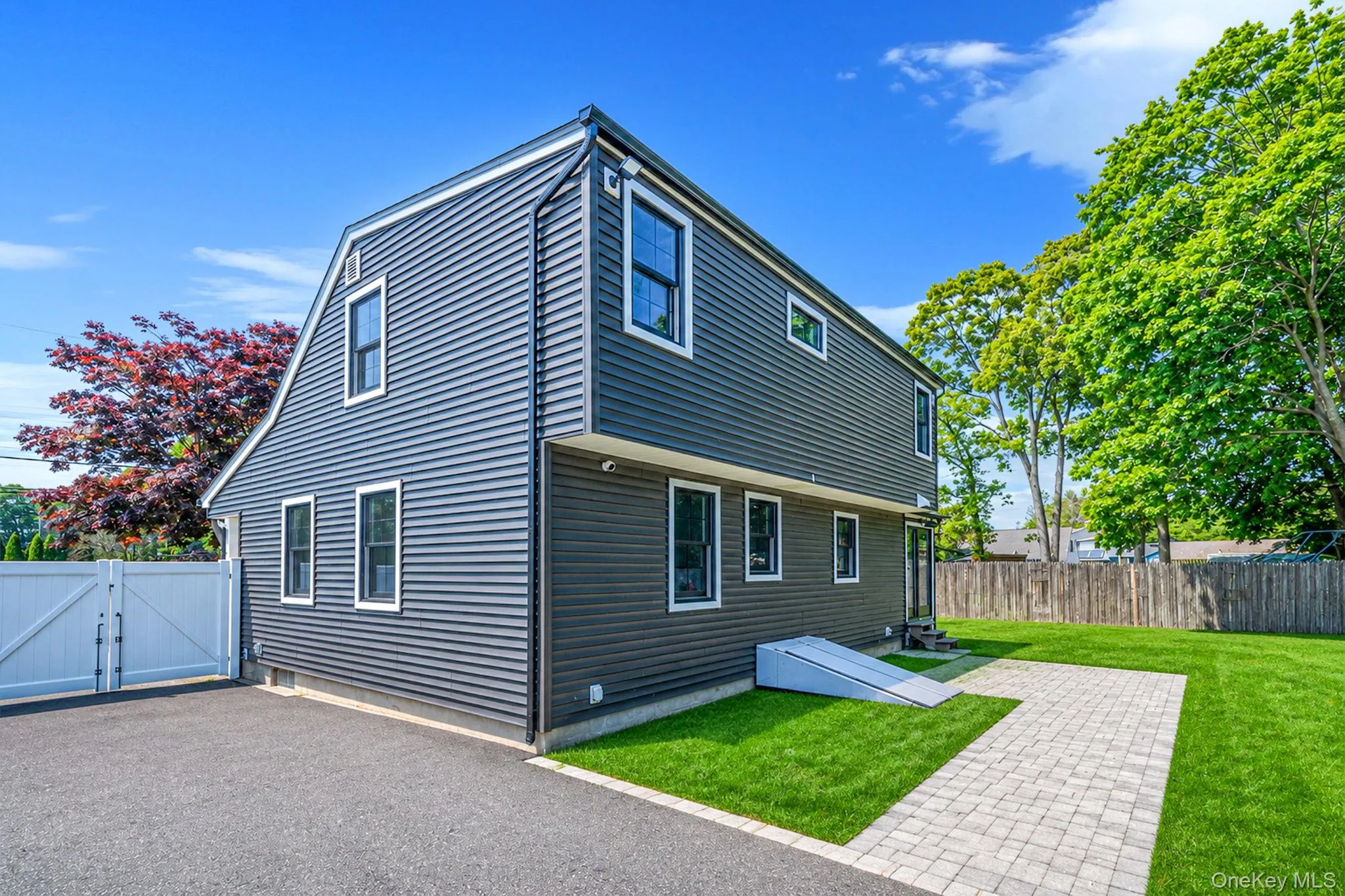 11 Lakewood Avenue, Brookhaven, NY, 4 Bedrooms Bedrooms, 7 Rooms Rooms,2 BathroomsBathrooms,Residential,For Rent,Lakewood,0,1000985 11 Lakewood Avenue, Brookhaven, NY, 4 Bedrooms Bedrooms, 7 Rooms Rooms,2 BathroomsBathrooms,Residential,For Rent,Lakewood,0,1000985