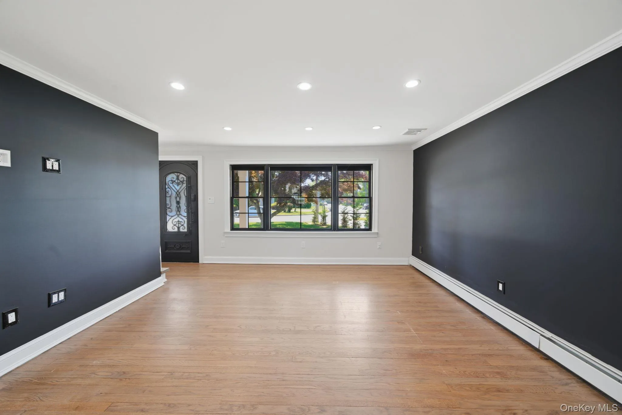 11 Lakewood Avenue, Brookhaven, NY, 4 Bedrooms Bedrooms, 7 Rooms Rooms,2 BathroomsBathrooms,Residential,For Rent,Lakewood,0,1000985 11 Lakewood Avenue, Brookhaven, NY, 4 Bedrooms Bedrooms, 7 Rooms Rooms,2 BathroomsBathrooms,Residential,For Rent,Lakewood,0,1000985