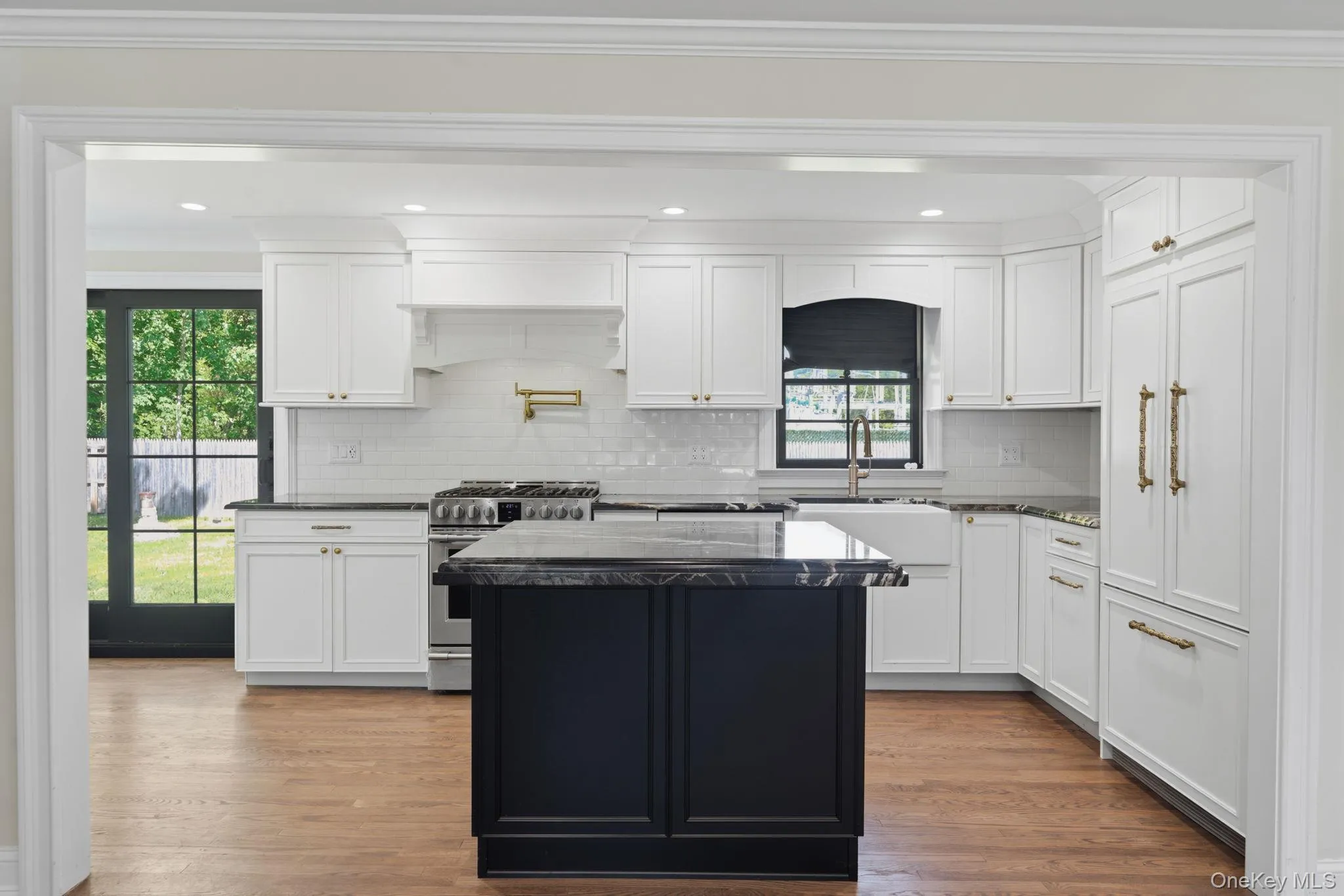 11 Lakewood Avenue, Brookhaven, NY, 4 Bedrooms Bedrooms, 7 Rooms Rooms,2 BathroomsBathrooms,Residential,For Rent,Lakewood,0,1000985 11 Lakewood Avenue, Brookhaven, NY, 4 Bedrooms Bedrooms, 7 Rooms Rooms,2 BathroomsBathrooms,Residential,For Rent,Lakewood,0,1000985