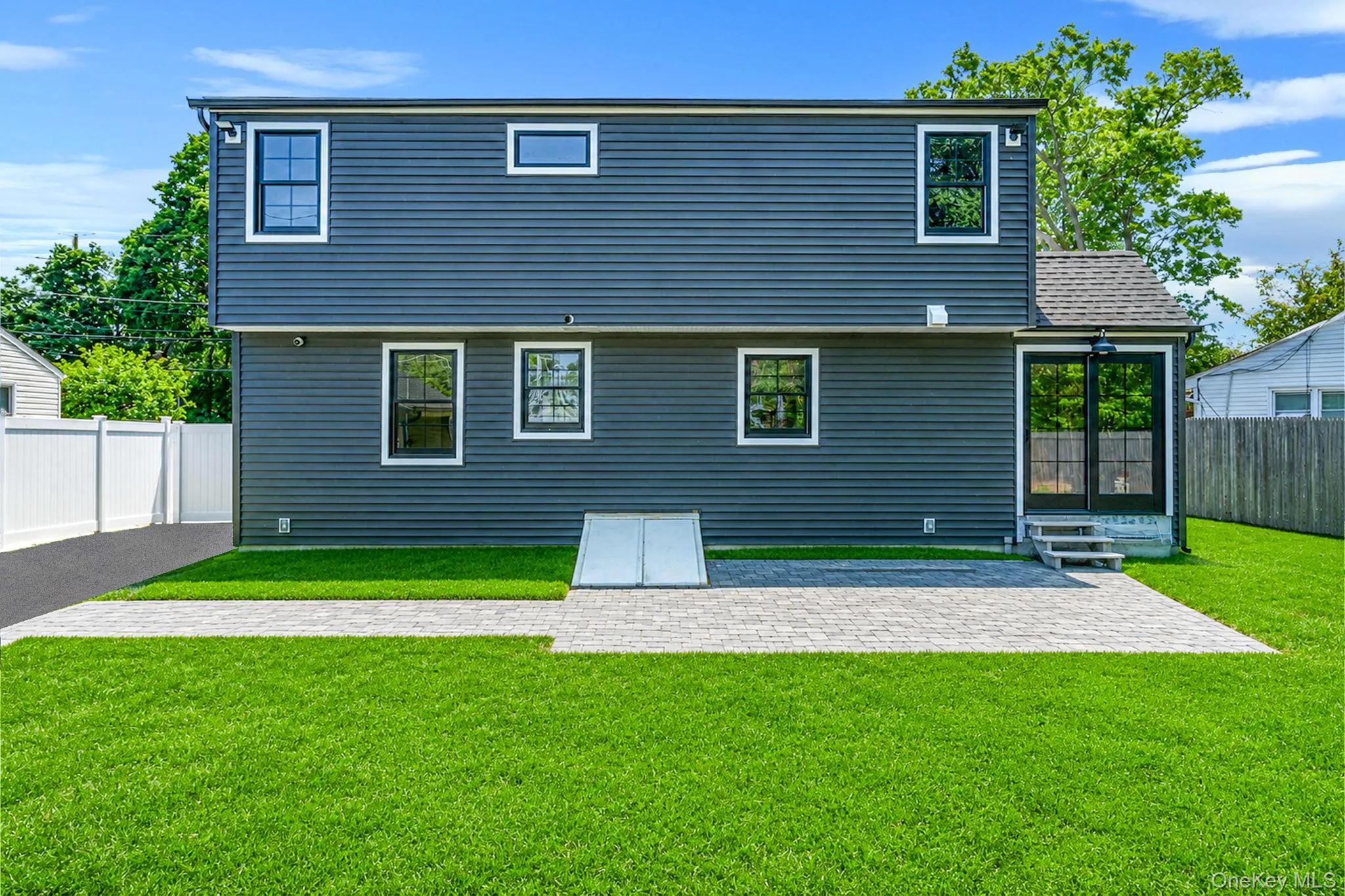 11 Lakewood Avenue, Brookhaven, NY, 4 Bedrooms Bedrooms, 7 Rooms Rooms,2 BathroomsBathrooms,Residential,For Rent,Lakewood,0,1000985 11 Lakewood Avenue, Brookhaven, NY, 4 Bedrooms Bedrooms, 7 Rooms Rooms,2 BathroomsBathrooms,Residential,For Rent,Lakewood,0,1000985