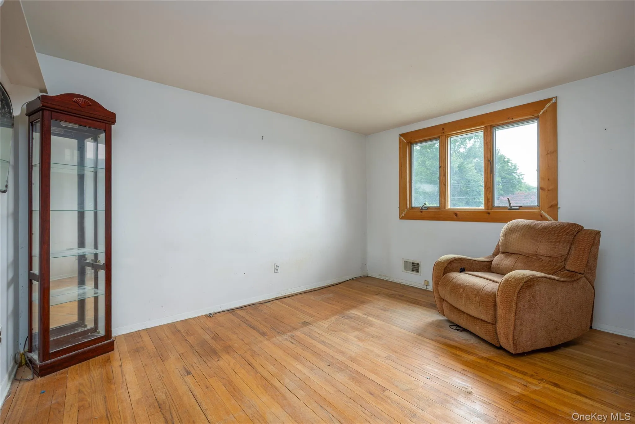 23 Lark Street, Orangetown, NY, 4 Bedrooms Bedrooms, 9 Rooms Rooms,2 BathroomsBathrooms,Residential,For Rent,Lark,0,1000990 23 Lark Street, Orangetown, NY, 4 Bedrooms Bedrooms, 9 Rooms Rooms,2 BathroomsBathrooms,Residential,For Rent,Lark,0,1000990