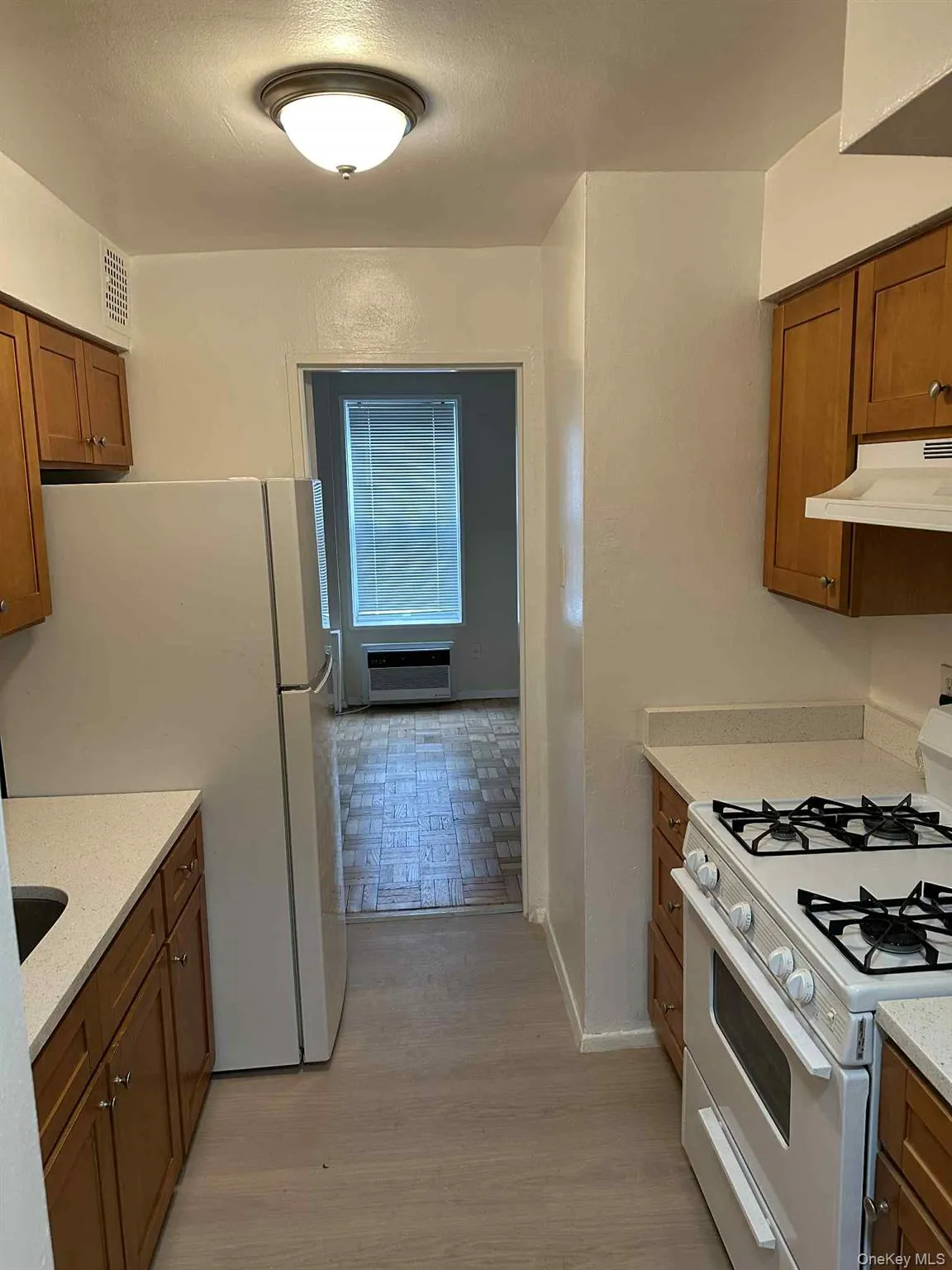 250 North Broadway North, Yonkers, NY, 2 Bedrooms Bedrooms, 5 Rooms Rooms,1 BathroomBathrooms,Residential Lease,For Rent,North,0,1001002 250 North Broadway North, Yonkers, NY, 2 Bedrooms Bedrooms, 5 Rooms Rooms,1 BathroomBathrooms,Residential Lease,For Rent,North,0,1001002