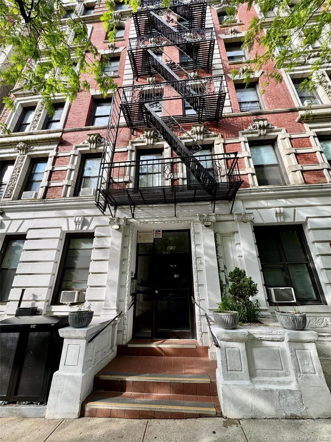 4-6 West 105th st, New York, NY, 1 Bedroom Bedrooms, 2 Rooms Rooms,1 BathroomBathrooms,Residential Sale,For Rent,105th st,0,1001007 4-6 West 105th st, New York, NY, 1 Bedroom Bedrooms, 2 Rooms Rooms,1 BathroomBathrooms,Residential Sale,For Rent,105th st,0,1001007