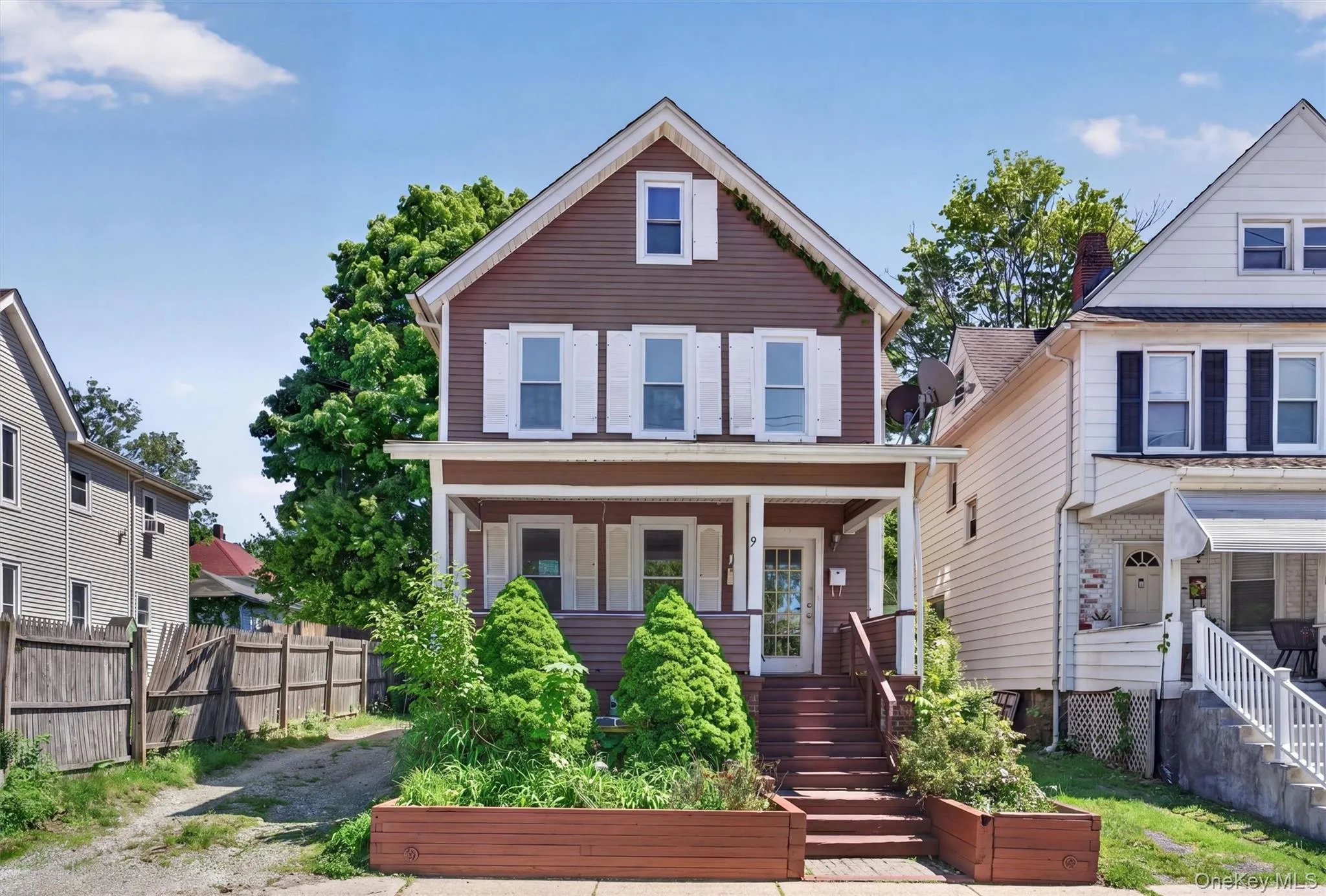 90 Montgomery Street, Middletown, NY, 2 Bedrooms Bedrooms, 5 Rooms Rooms,1 BathroomBathrooms,Residential Lease,For Rent,Montgomery,0,1001009 90 Montgomery Street, Middletown, NY, 2 Bedrooms Bedrooms, 5 Rooms Rooms,1 BathroomBathrooms,Residential Lease,For Rent,Montgomery,0,1001009