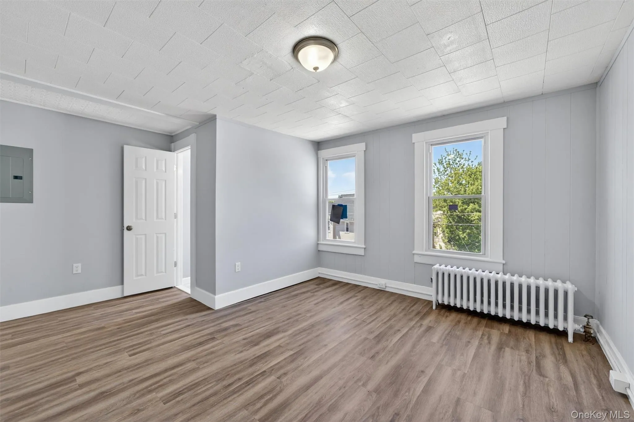 90 Montgomery Street, Middletown, NY, 2 Bedrooms Bedrooms, 5 Rooms Rooms,1 BathroomBathrooms,Residential Lease,For Rent,Montgomery,0,1001009 90 Montgomery Street, Middletown, NY, 2 Bedrooms Bedrooms, 5 Rooms Rooms,1 BathroomBathrooms,Residential Lease,For Rent,Montgomery,0,1001009