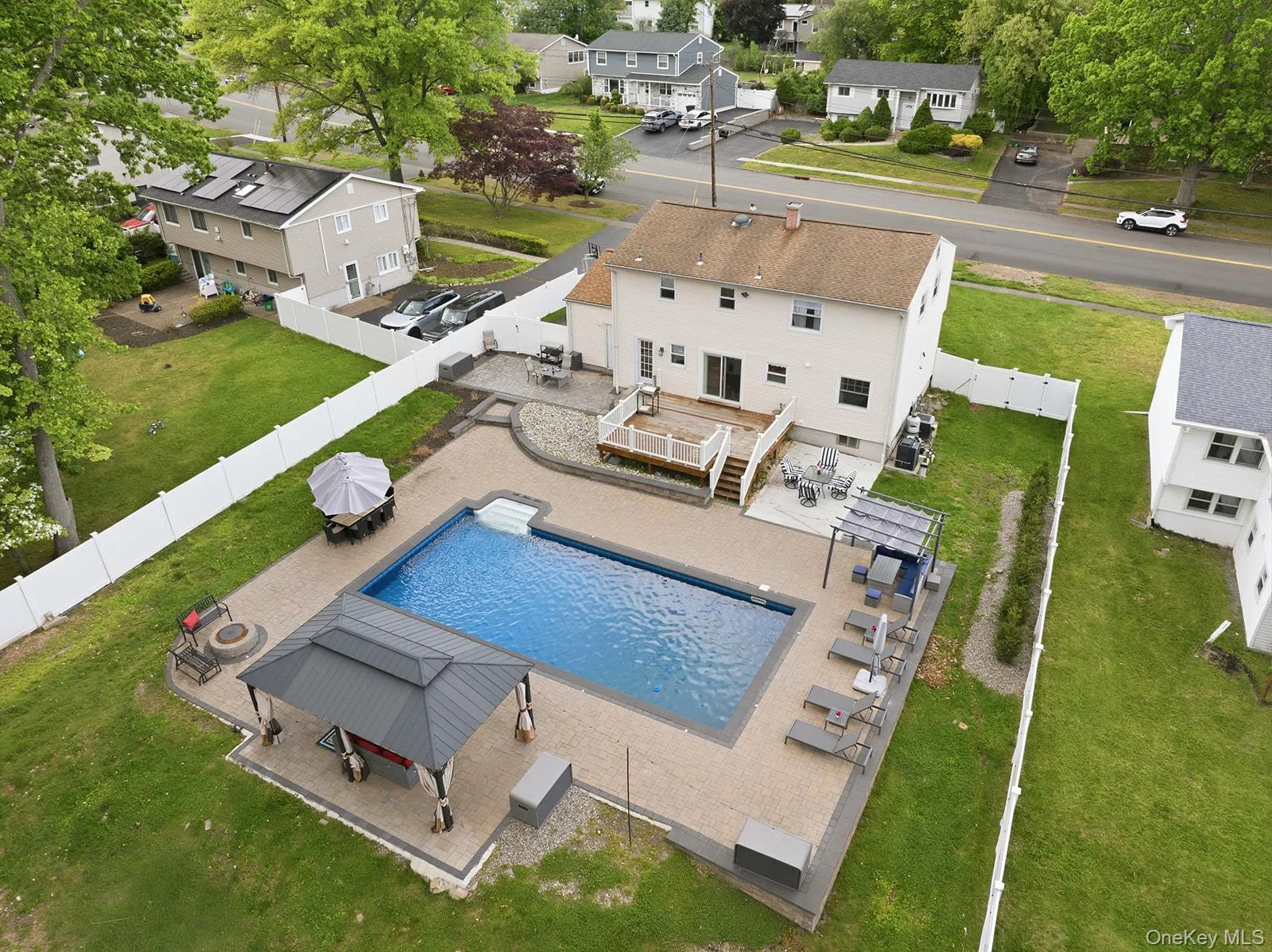 50 Lester Drive, Orangetown, NY, 4 Bedrooms Bedrooms, ,2 BathroomsBathrooms,Residential,For Rent,Lester Drive,0,1001010 50 Lester Drive, Orangetown, NY, 4 Bedrooms Bedrooms, ,2 BathroomsBathrooms,Residential,For Rent,Lester Drive,0,1001010
