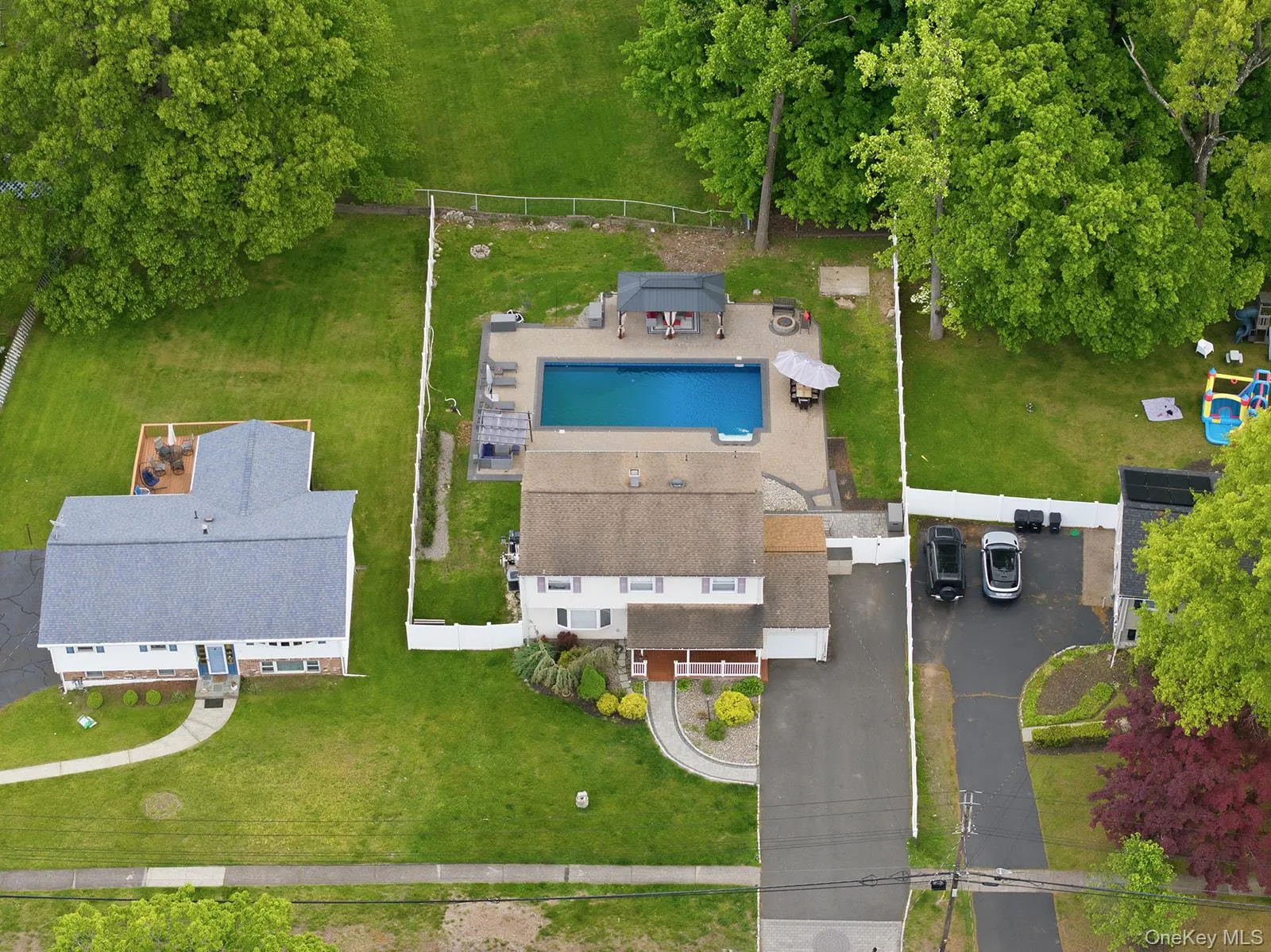 50 Lester Drive, Orangetown, NY, 4 Bedrooms Bedrooms, ,2 BathroomsBathrooms,Residential,For Rent,Lester Drive,0,1001010 50 Lester Drive, Orangetown, NY, 4 Bedrooms Bedrooms, ,2 BathroomsBathrooms,Residential,For Rent,Lester Drive,0,1001010