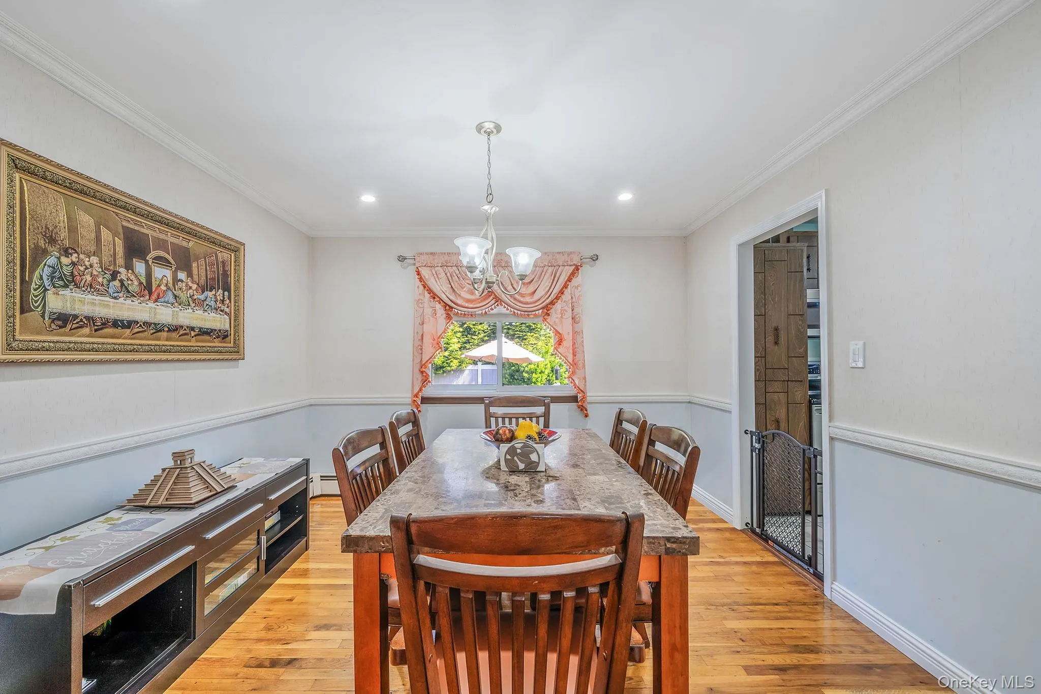 3 Otsego Avenue, Huntington, NY, 4 Bedrooms Bedrooms, 8 Rooms Rooms,3 BathroomsBathrooms,Residential,For Rent,Otsego,0,1001012 3 Otsego Avenue, Huntington, NY, 4 Bedrooms Bedrooms, 8 Rooms Rooms,3 BathroomsBathrooms,Residential,For Rent,Otsego,0,1001012