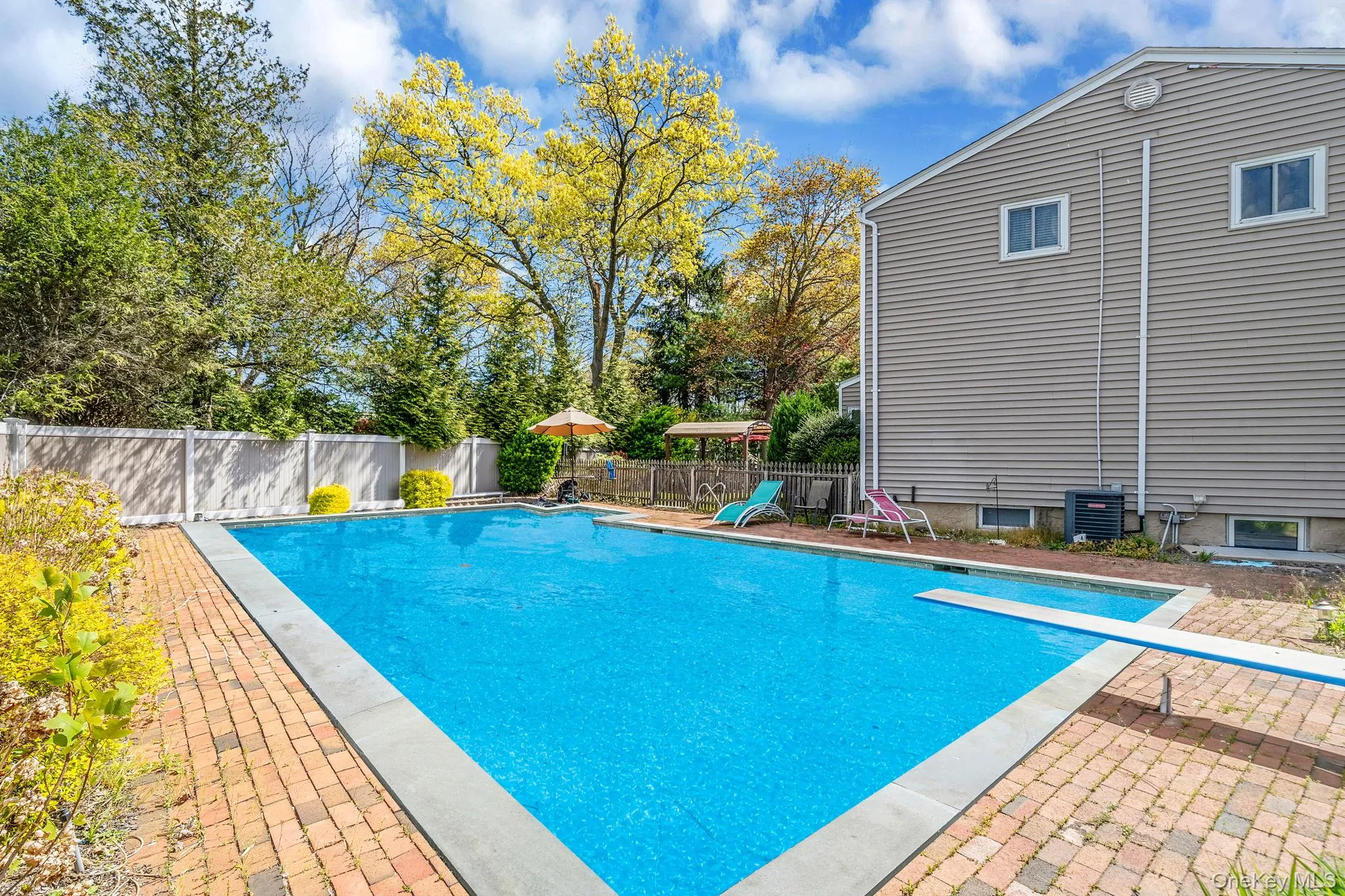 3 Otsego Avenue, Huntington, NY, 4 Bedrooms Bedrooms, 8 Rooms Rooms,3 BathroomsBathrooms,Residential,For Rent,Otsego,0,1001012 3 Otsego Avenue, Huntington, NY, 4 Bedrooms Bedrooms, 8 Rooms Rooms,3 BathroomsBathrooms,Residential,For Rent,Otsego,0,1001012