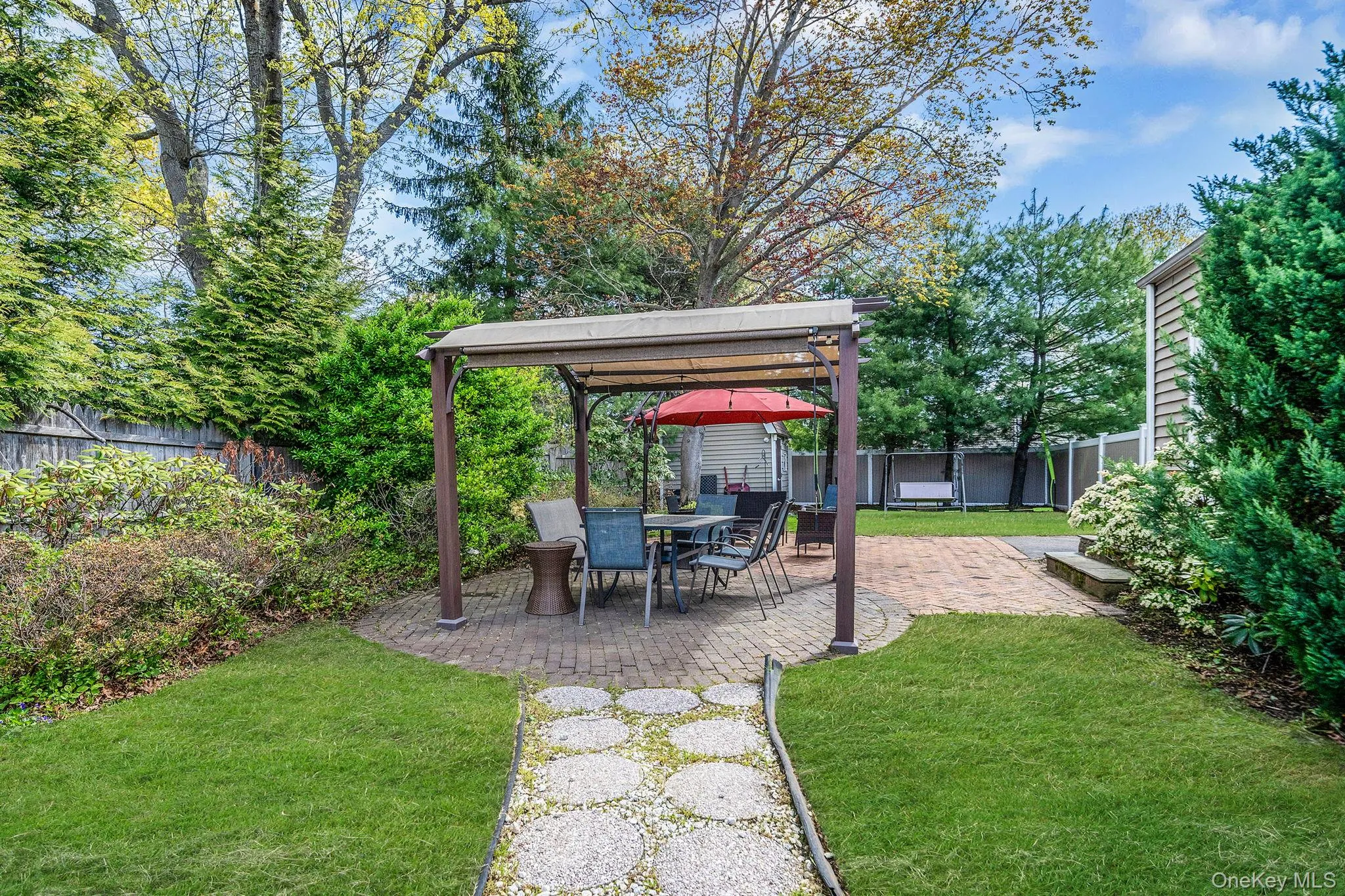 3 Otsego Avenue, Huntington, NY, 4 Bedrooms Bedrooms, 8 Rooms Rooms,3 BathroomsBathrooms,Residential,For Rent,Otsego,0,1001012 3 Otsego Avenue, Huntington, NY, 4 Bedrooms Bedrooms, 8 Rooms Rooms,3 BathroomsBathrooms,Residential,For Rent,Otsego,0,1001012