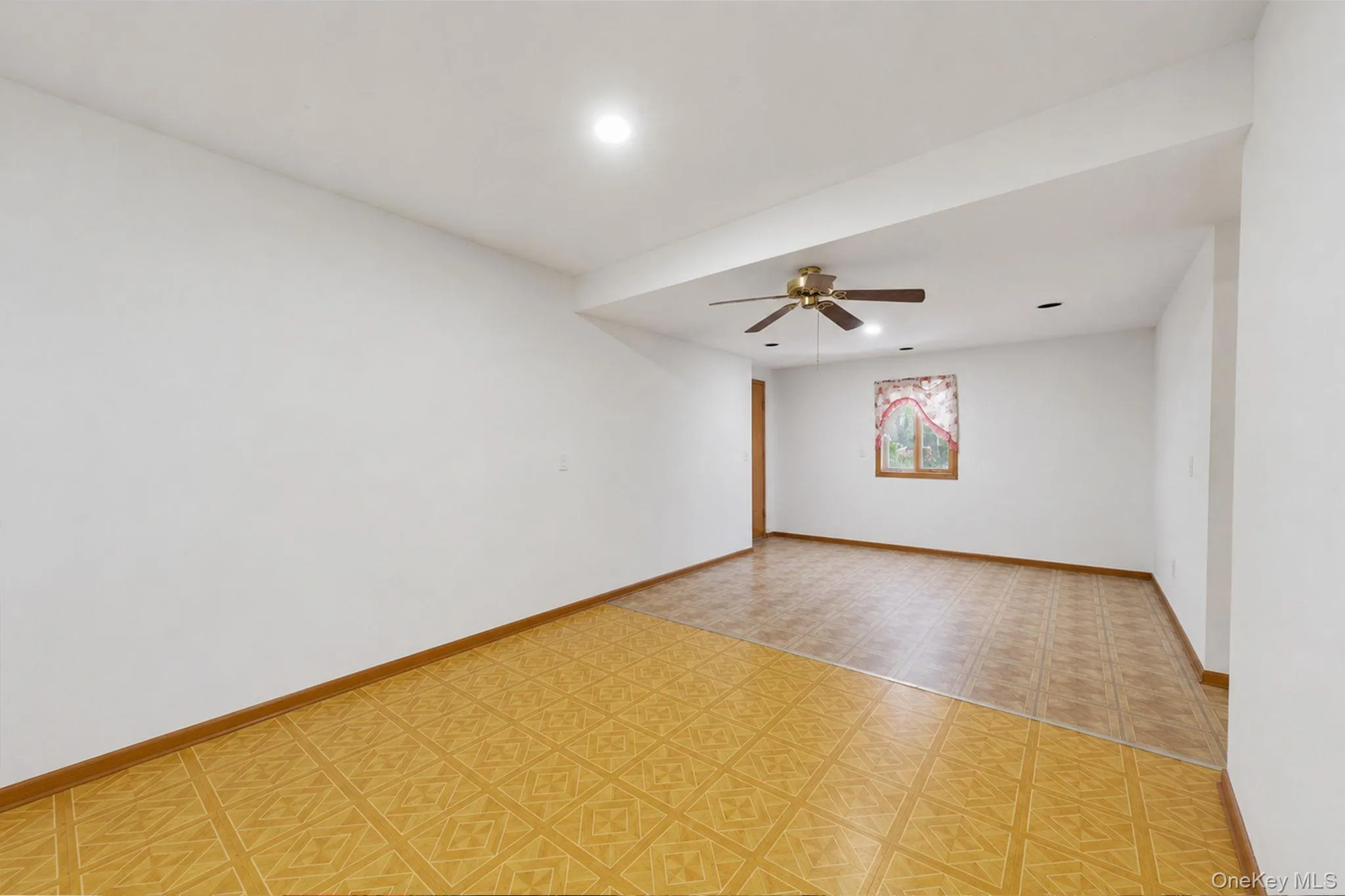 46 Brushwood Drive, Brookhaven, NY, 8 Bedrooms Bedrooms, 15 Rooms Rooms,3 BathroomsBathrooms,Residential Sale,For Rent,Brushwood,0,1001013 46 Brushwood Drive, Brookhaven, NY, 8 Bedrooms Bedrooms, 15 Rooms Rooms,3 BathroomsBathrooms,Residential Sale,For Rent,Brushwood,0,1001013