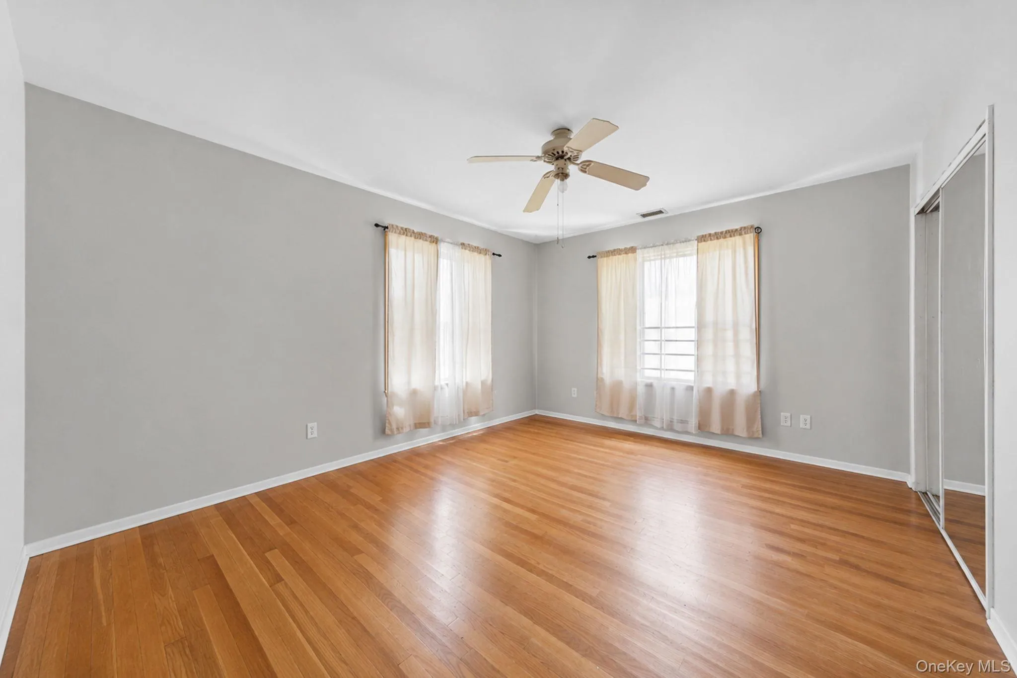46 Brushwood Drive, Brookhaven, NY, 8 Bedrooms Bedrooms, 15 Rooms Rooms,3 BathroomsBathrooms,Residential Sale,For Rent,Brushwood,0,1001013 46 Brushwood Drive, Brookhaven, NY, 8 Bedrooms Bedrooms, 15 Rooms Rooms,3 BathroomsBathrooms,Residential Sale,For Rent,Brushwood,0,1001013