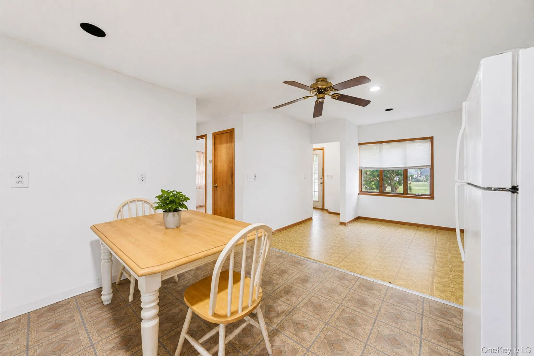 46 Brushwood Drive, Brookhaven, NY, 8 Bedrooms Bedrooms, 15 Rooms Rooms,3 BathroomsBathrooms,Residential Sale,For Rent,Brushwood,0,1001013 46 Brushwood Drive, Brookhaven, NY, 8 Bedrooms Bedrooms, 15 Rooms Rooms,3 BathroomsBathrooms,Residential Sale,For Rent,Brushwood,0,1001013