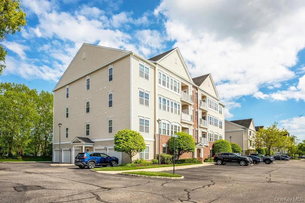 1927 Finch Lane, Islip, NY, 2 Bedrooms Bedrooms, 5 Rooms Rooms,2 BathroomsBathrooms,Residential,For Rent,Finch,0,1001014 1927 Finch Lane, Islip, NY, 2 Bedrooms Bedrooms, 5 Rooms Rooms,2 BathroomsBathrooms,Residential,For Rent,Finch,0,1001014
