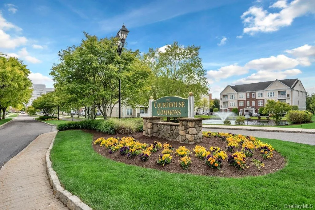 1927 Finch Lane, Islip, NY, 2 Bedrooms Bedrooms, 5 Rooms Rooms,2 BathroomsBathrooms,Residential,For Rent,Finch,0,1001014 1927 Finch Lane, Islip, NY, 2 Bedrooms Bedrooms, 5 Rooms Rooms,2 BathroomsBathrooms,Residential,For Rent,Finch,0,1001014