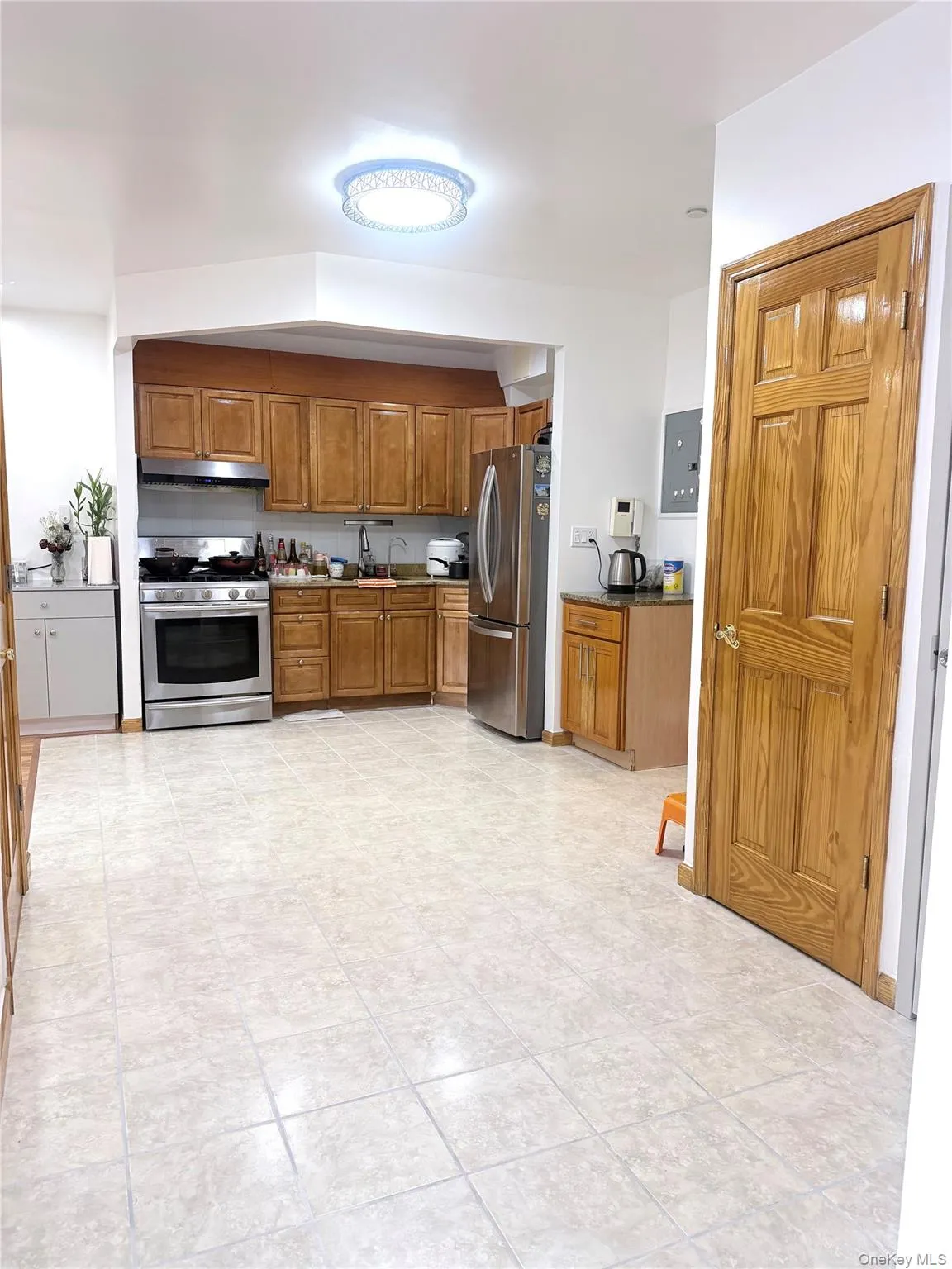 4606 88th Street, New York, NY, 2 Bedrooms Bedrooms, 5 Rooms Rooms,1 BathroomBathrooms,Residential,For Rent,88th,0,KEY1001018 4606 88th Street, New York, NY, 2 Bedrooms Bedrooms, 5 Rooms Rooms,1 BathroomBathrooms,Residential,For Rent,88th,0,KEY1001018