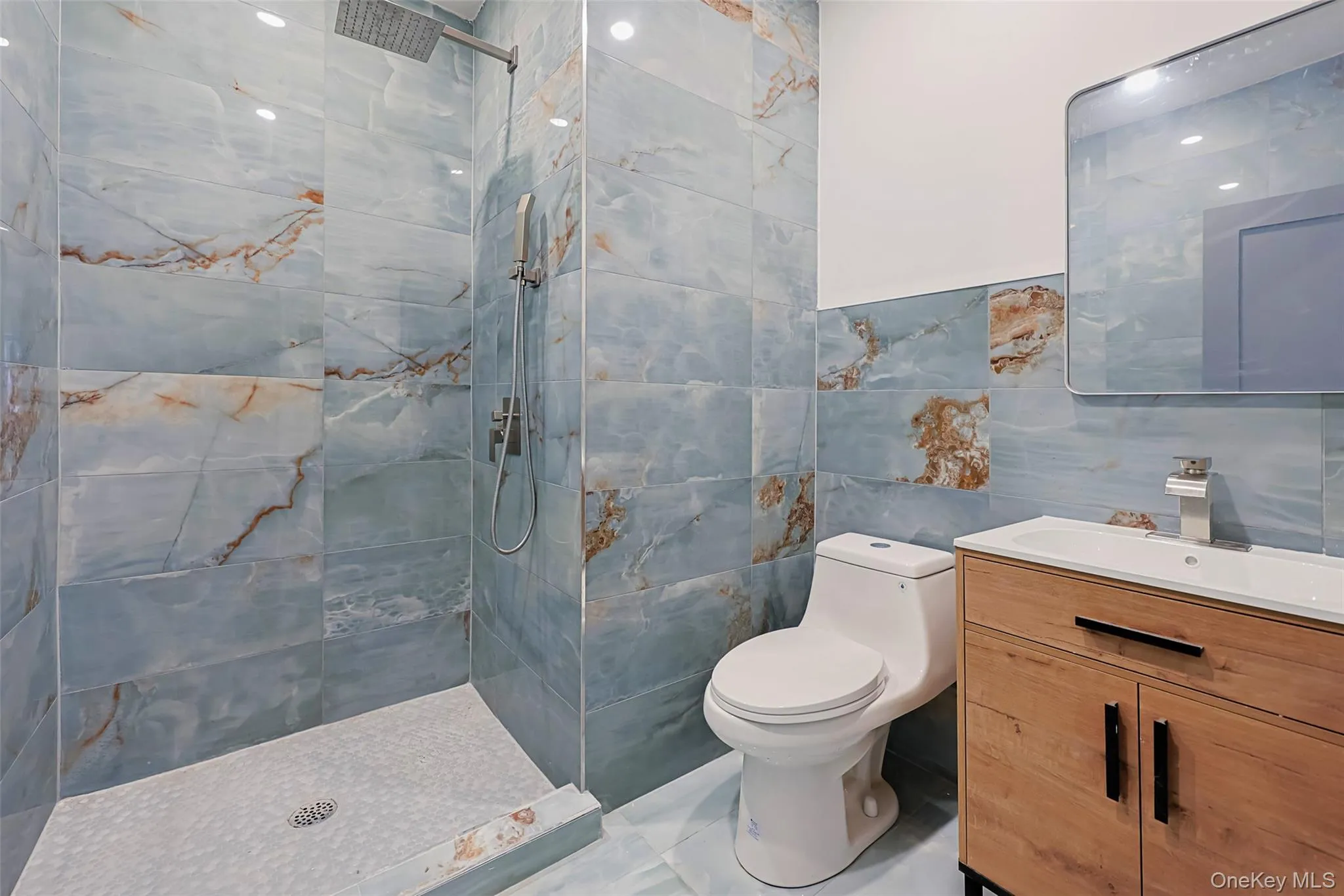 108-17 35th Avenue, New York, NY, 4 Bedrooms Bedrooms, 9 Rooms Rooms,3 BathroomsBathrooms,Residential,For Rent,35th,0,1001021 108-17 35th Avenue, New York, NY, 4 Bedrooms Bedrooms, 9 Rooms Rooms,3 BathroomsBathrooms,Residential,For Rent,35th,0,1001021