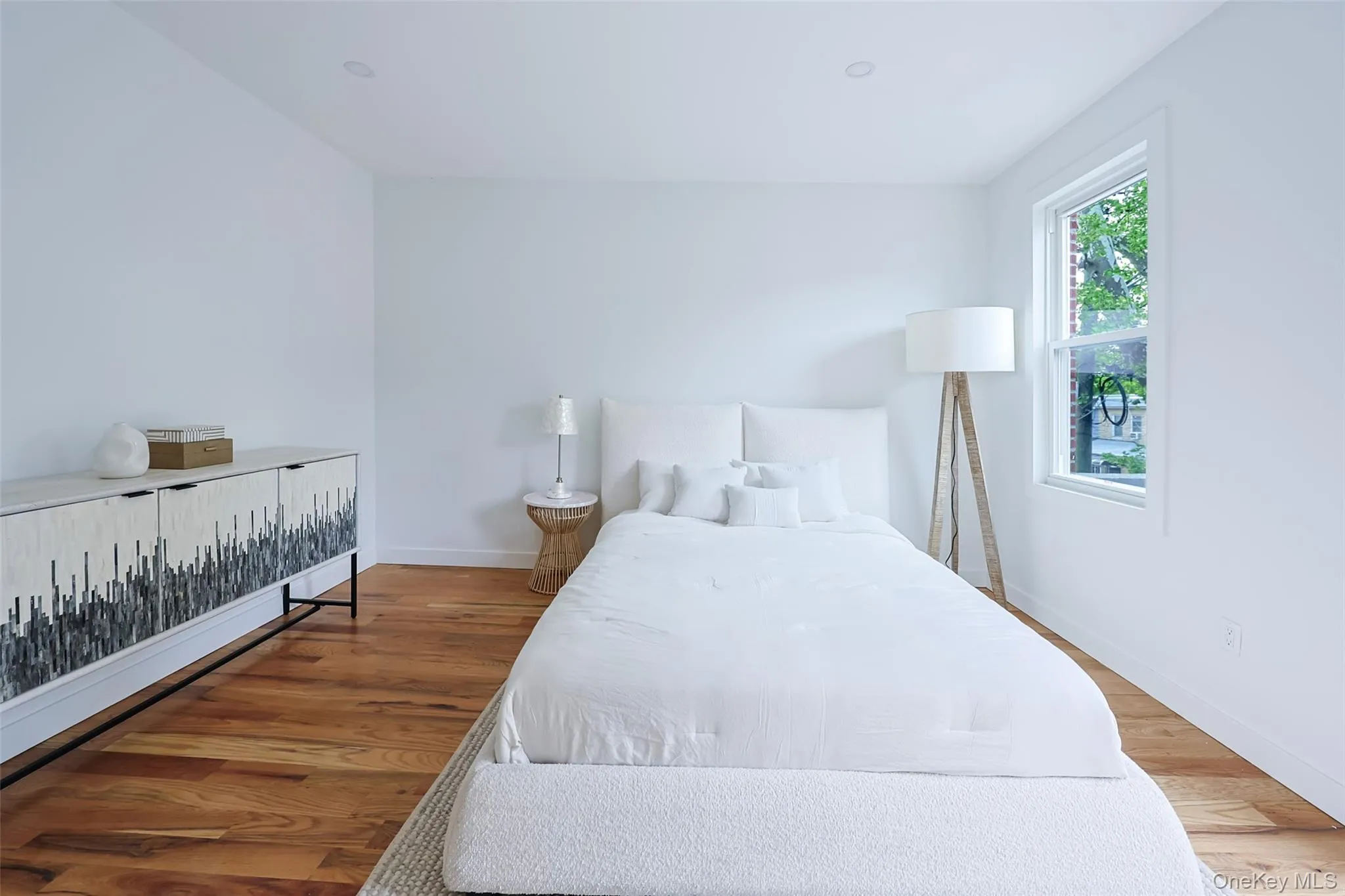 108-17 35th Avenue, New York, NY, 4 Bedrooms Bedrooms, 9 Rooms Rooms,3 BathroomsBathrooms,Residential,For Rent,35th,0,1001021 108-17 35th Avenue, New York, NY, 4 Bedrooms Bedrooms, 9 Rooms Rooms,3 BathroomsBathrooms,Residential,For Rent,35th,0,1001021