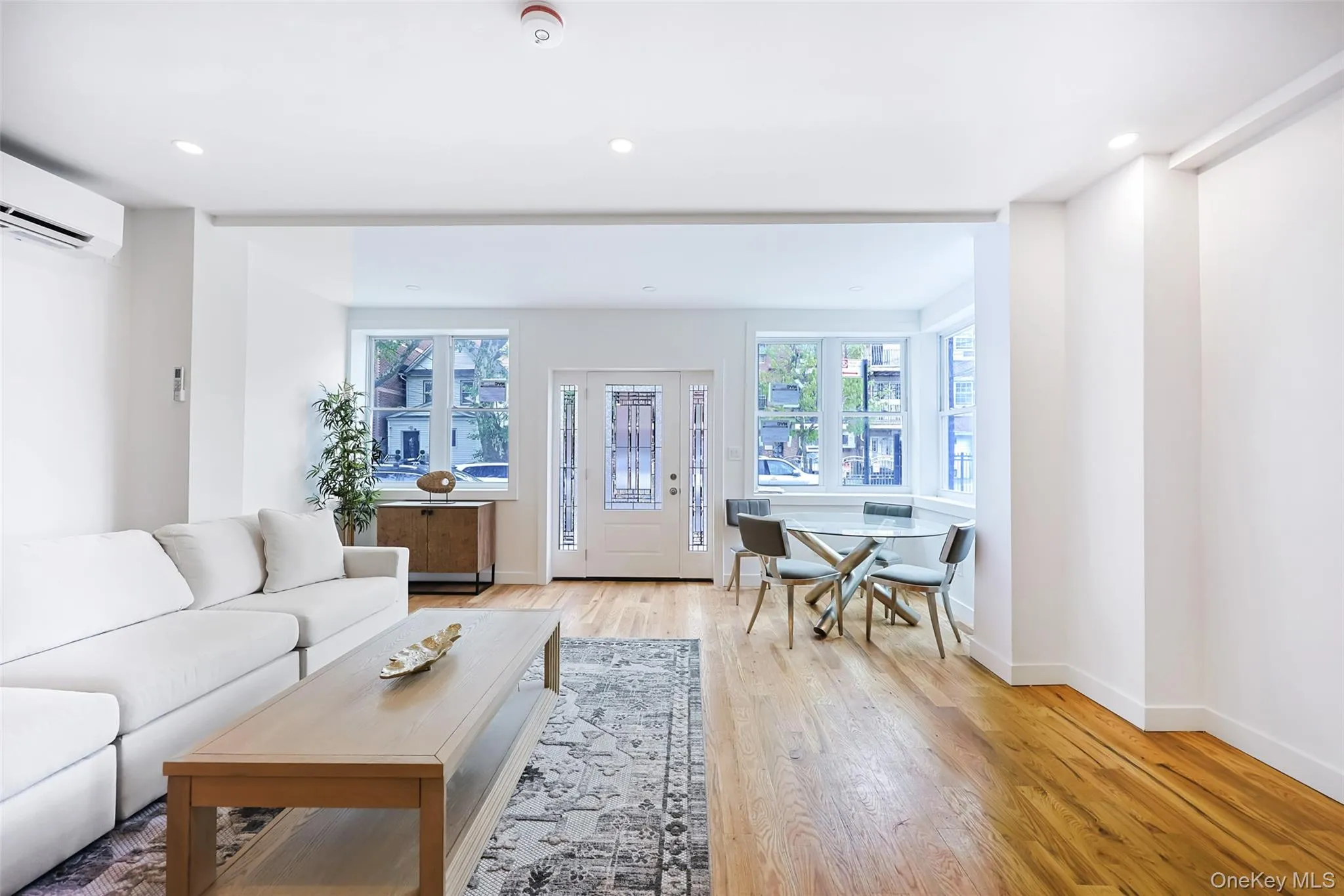 108-17 35th Avenue, New York, NY, 4 Bedrooms Bedrooms, 9 Rooms Rooms,3 BathroomsBathrooms,Residential,For Rent,35th,0,1001021 108-17 35th Avenue, New York, NY, 4 Bedrooms Bedrooms, 9 Rooms Rooms,3 BathroomsBathrooms,Residential,For Rent,35th,0,1001021