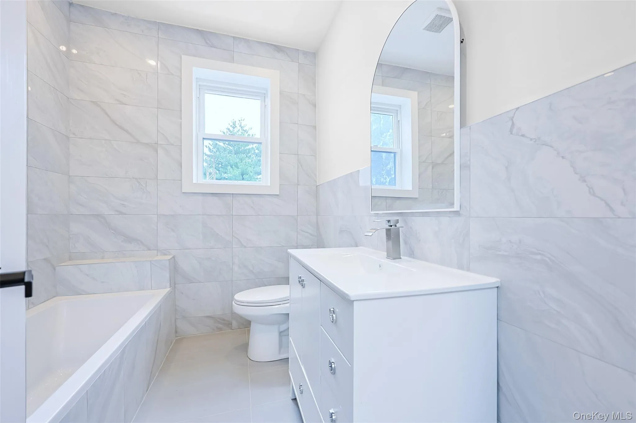 108-17 35th Avenue, New York, NY, 4 Bedrooms Bedrooms, 9 Rooms Rooms,3 BathroomsBathrooms,Residential,For Rent,35th,0,1001021 108-17 35th Avenue, New York, NY, 4 Bedrooms Bedrooms, 9 Rooms Rooms,3 BathroomsBathrooms,Residential,For Rent,35th,0,1001021