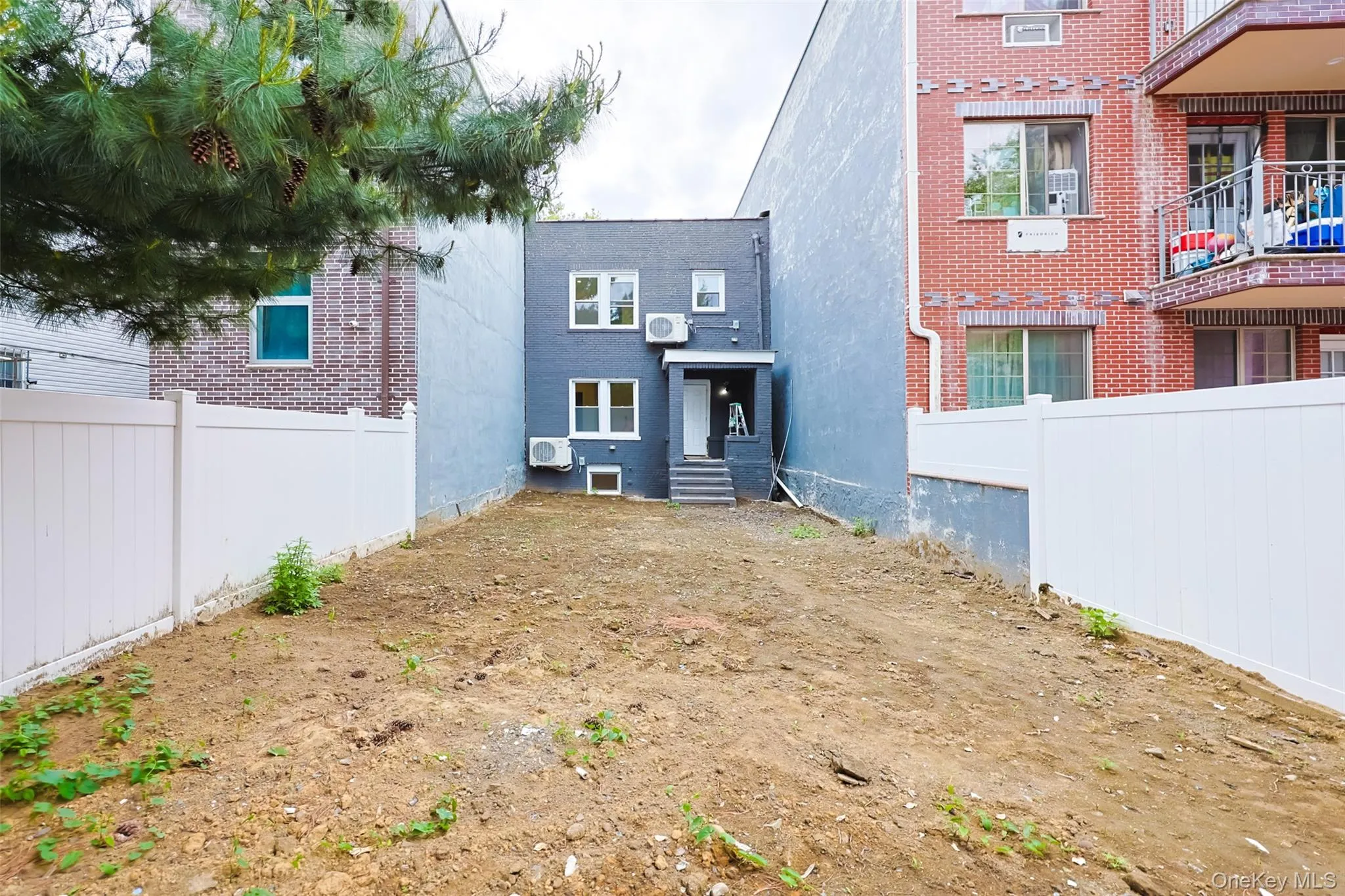 108-17 35th Avenue, New York, NY, 4 Bedrooms Bedrooms, 9 Rooms Rooms,3 BathroomsBathrooms,Residential,For Rent,35th,0,1001021 108-17 35th Avenue, New York, NY, 4 Bedrooms Bedrooms, 9 Rooms Rooms,3 BathroomsBathrooms,Residential,For Rent,35th,0,1001021