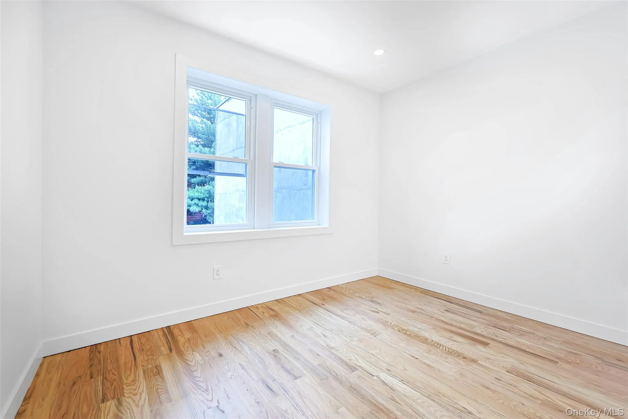 108-17 35th Avenue, New York, NY, 4 Bedrooms Bedrooms, 9 Rooms Rooms,3 BathroomsBathrooms,Residential,For Rent,35th,0,1001021 108-17 35th Avenue, New York, NY, 4 Bedrooms Bedrooms, 9 Rooms Rooms,3 BathroomsBathrooms,Residential,For Rent,35th,0,1001021