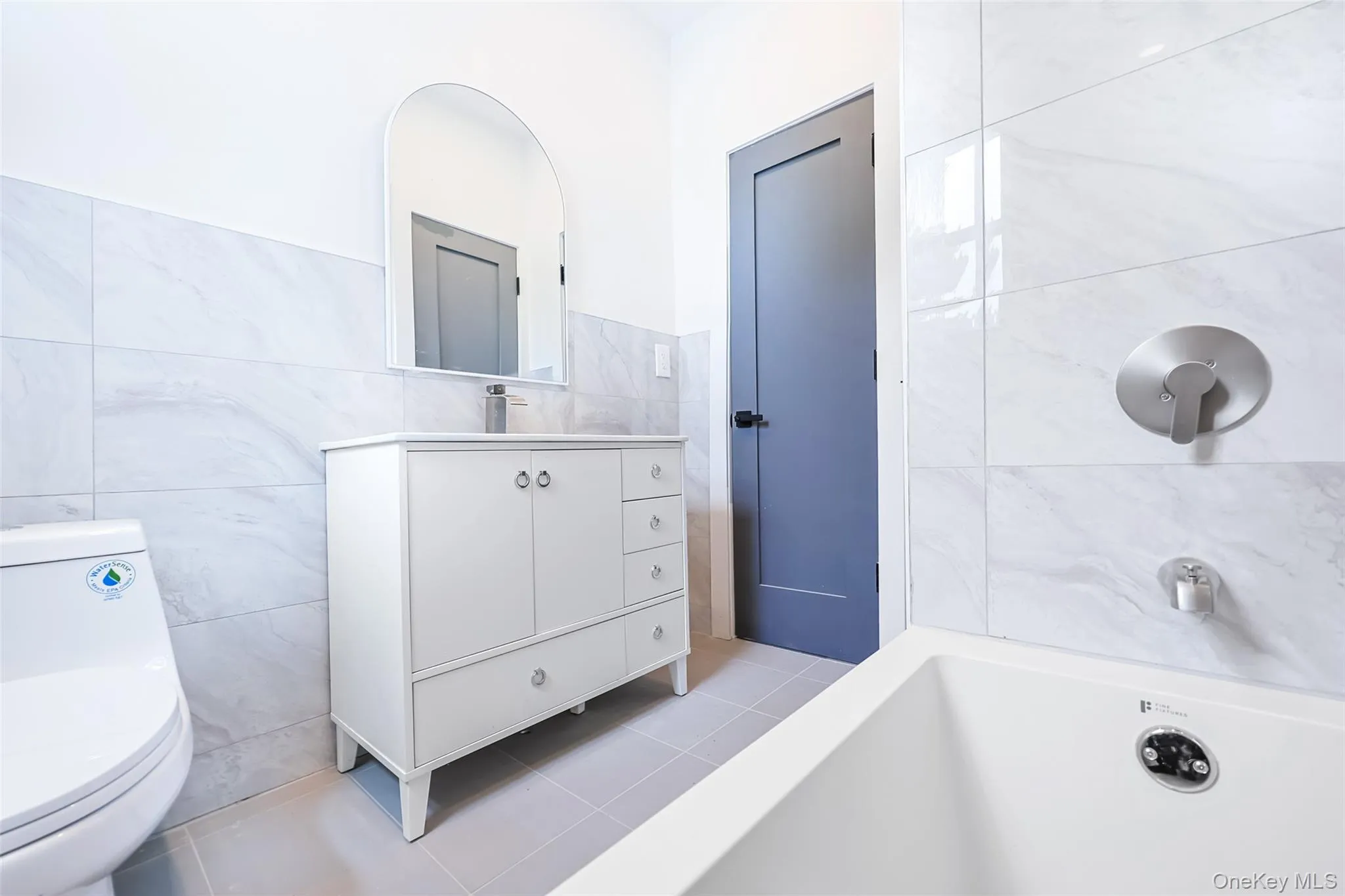 108-17 35th Avenue, New York, NY, 4 Bedrooms Bedrooms, 9 Rooms Rooms,3 BathroomsBathrooms,Residential,For Rent,35th,0,1001021 108-17 35th Avenue, New York, NY, 4 Bedrooms Bedrooms, 9 Rooms Rooms,3 BathroomsBathrooms,Residential,For Rent,35th,0,1001021