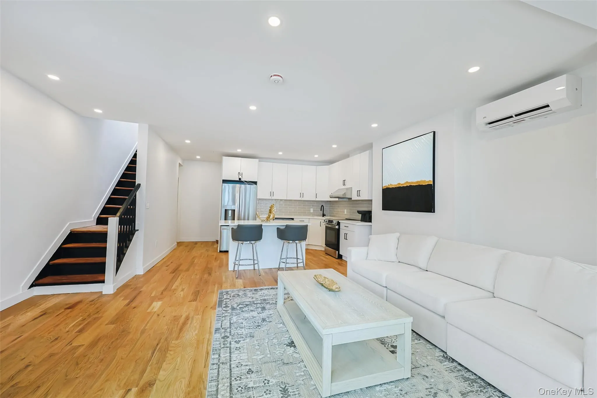 108-17 35th Avenue, New York, NY, 4 Bedrooms Bedrooms, 9 Rooms Rooms,3 BathroomsBathrooms,Residential,For Rent,35th,0,1001021 108-17 35th Avenue, New York, NY, 4 Bedrooms Bedrooms, 9 Rooms Rooms,3 BathroomsBathrooms,Residential,For Rent,35th,0,1001021