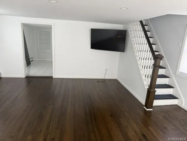 17 Mott Street, Brookhaven, NY, 3 Bedrooms Bedrooms, 6 Rooms Rooms,2 BathroomsBathrooms,Residential Lease,For Rent,Mott,0,1001022 17 Mott Street, Brookhaven, NY, 3 Bedrooms Bedrooms, 6 Rooms Rooms,2 BathroomsBathrooms,Residential Lease,For Rent,Mott,0,1001022