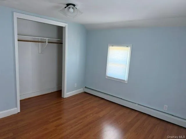 2floor 2nd bedroom empty 2floor 2nd bedroom empty