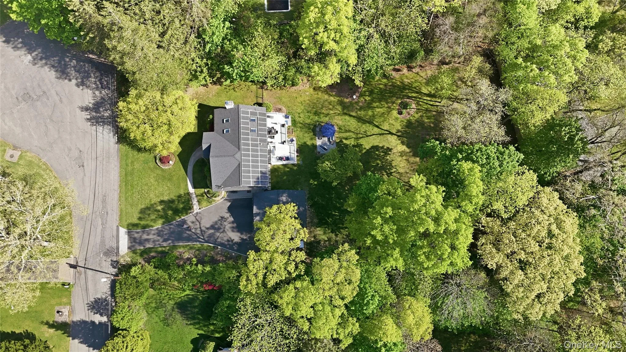 5 Canary Court, Huntington, NY, 3 Bedrooms Bedrooms, 12 Rooms Rooms,2 BathroomsBathrooms,Residential Sale,For Rent,Canary,0,1001030 5 Canary Court, Huntington, NY, 3 Bedrooms Bedrooms, 12 Rooms Rooms,2 BathroomsBathrooms,Residential Sale,For Rent,Canary,0,1001030