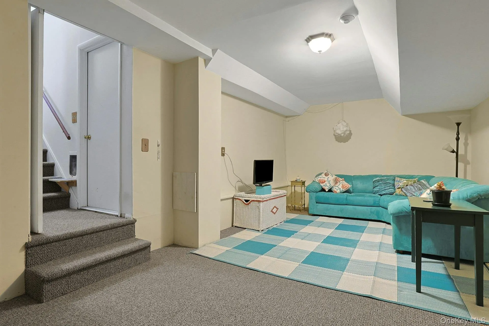 34 Village Green, Clarkstown, NY, 2 Bedrooms Bedrooms, 7 Rooms Rooms,2 BathroomsBathrooms,Residential,For Rent,Village,0,1001032 34 Village Green, Clarkstown, NY, 2 Bedrooms Bedrooms, 7 Rooms Rooms,2 BathroomsBathrooms,Residential,For Rent,Village,0,1001032