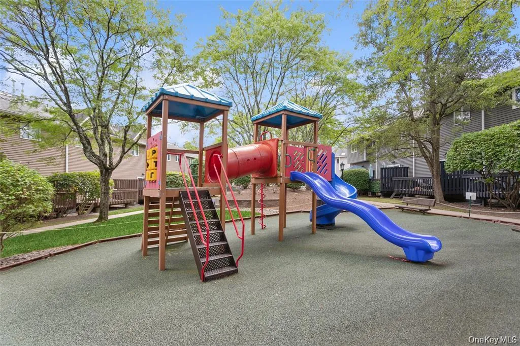 34 Village Green, Clarkstown, NY, 2 Bedrooms Bedrooms, 7 Rooms Rooms,2 BathroomsBathrooms,Residential,For Rent,Village,0,1001032 34 Village Green, Clarkstown, NY, 2 Bedrooms Bedrooms, 7 Rooms Rooms,2 BathroomsBathrooms,Residential,For Rent,Village,0,1001032