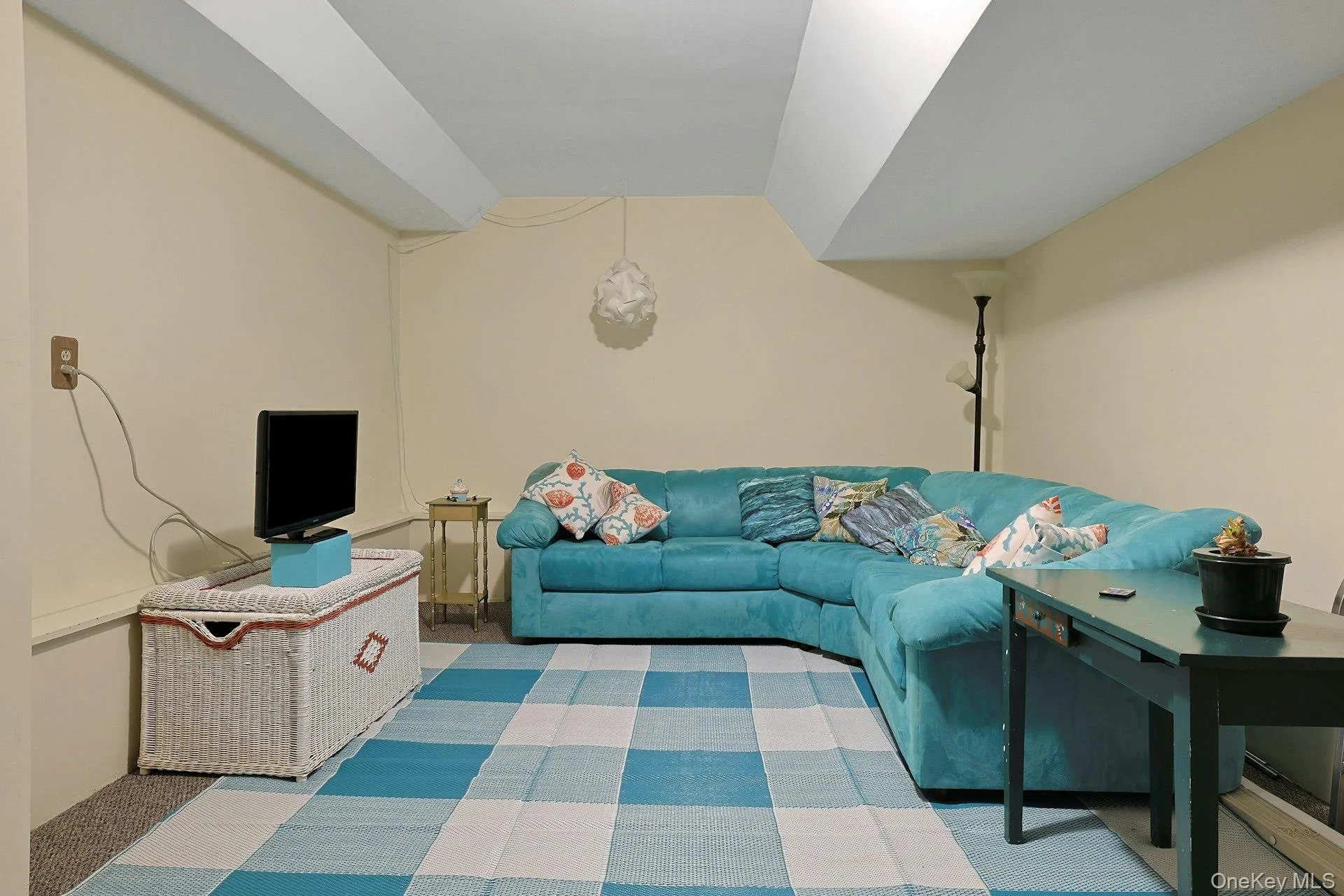 34 Village Green, Clarkstown, NY, 2 Bedrooms Bedrooms, 7 Rooms Rooms,2 BathroomsBathrooms,Residential,For Rent,Village,0,1001032 34 Village Green, Clarkstown, NY, 2 Bedrooms Bedrooms, 7 Rooms Rooms,2 BathroomsBathrooms,Residential,For Rent,Village,0,1001032