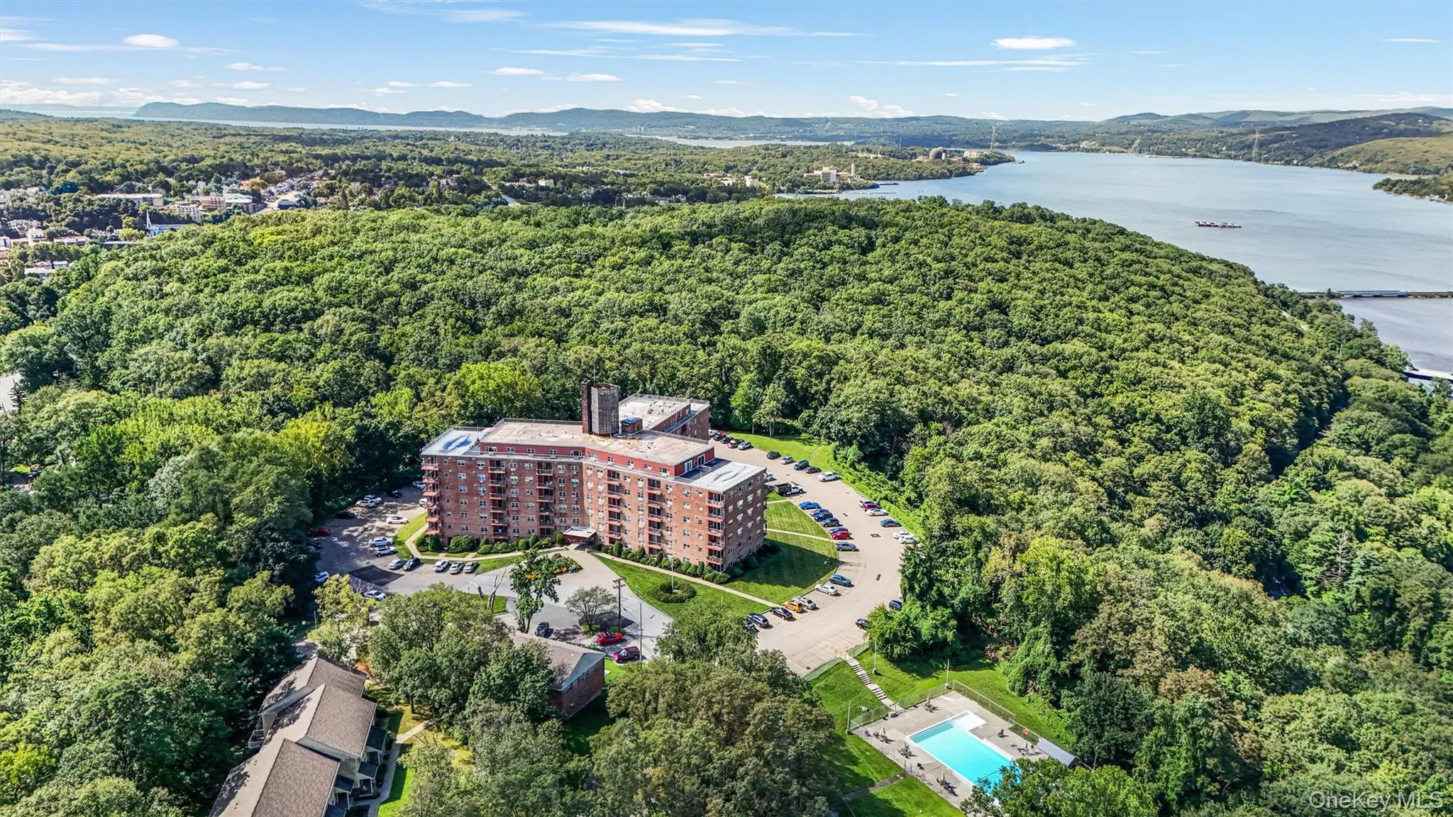 1 Lakeview Drive, Peekskill, NY, 2 Bedrooms Bedrooms, 7 Rooms Rooms,2 BathroomsBathrooms,Residential Sale,For Rent,Lakeview,0,1001033 1 Lakeview Drive, Peekskill, NY, 2 Bedrooms Bedrooms, 7 Rooms Rooms,2 BathroomsBathrooms,Residential Sale,For Rent,Lakeview,0,1001033