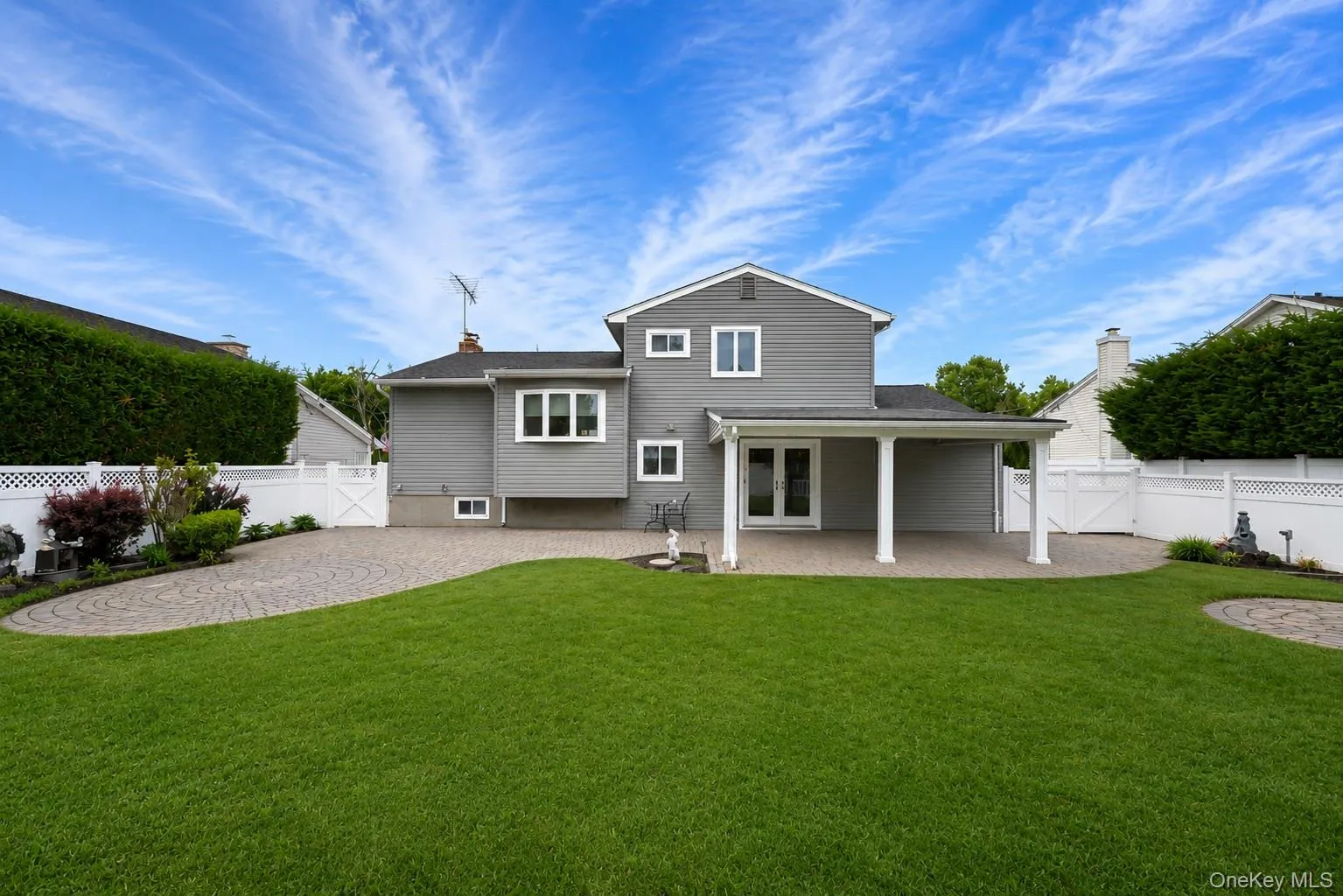 223 End Avenue, Oyster Bay, NY, 3 Bedrooms Bedrooms, 7 Rooms Rooms,1 BathroomBathrooms,Residential,For Rent,End,0,1001036 223 End Avenue, Oyster Bay, NY, 3 Bedrooms Bedrooms, 7 Rooms Rooms,1 BathroomBathrooms,Residential,For Rent,End,0,1001036