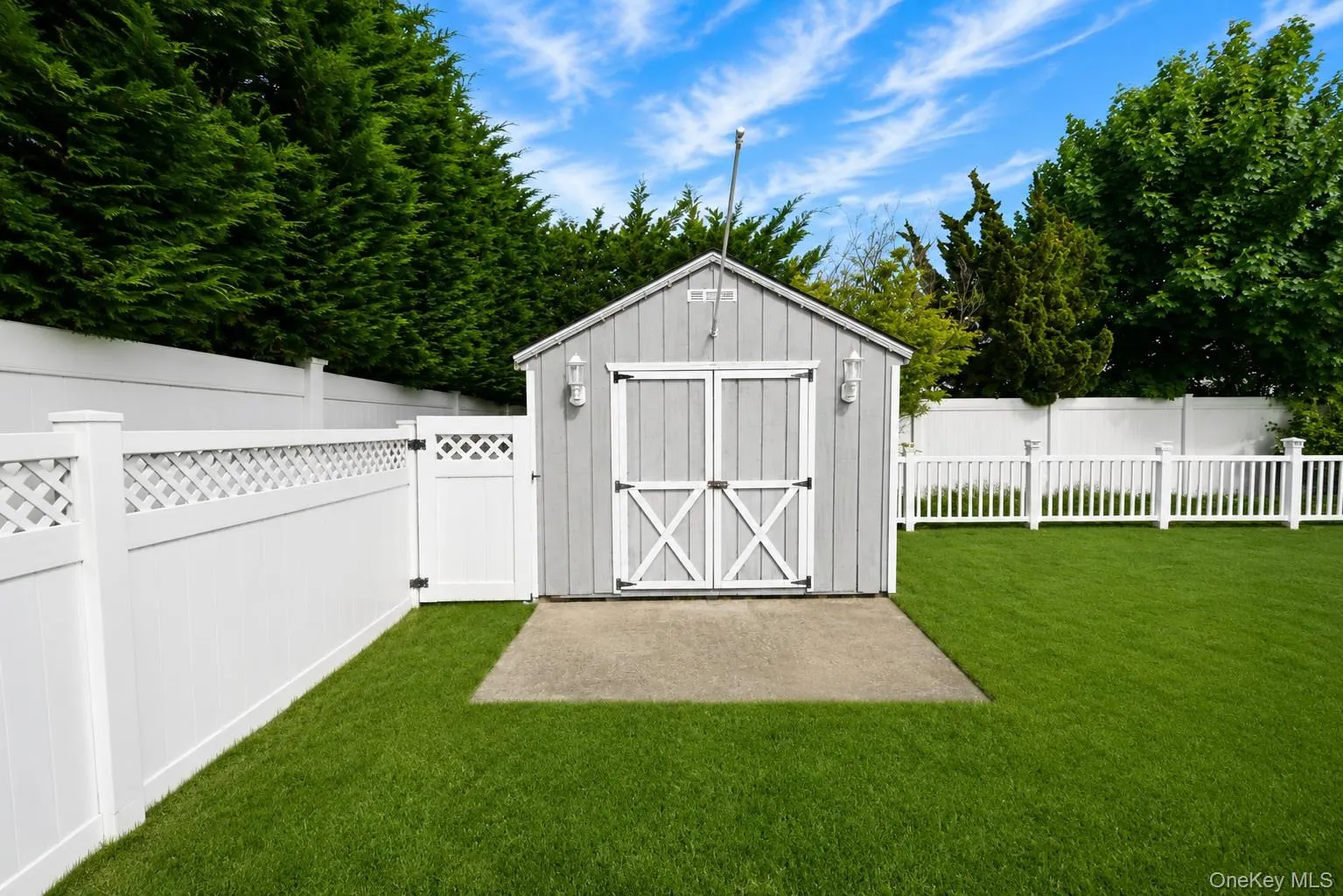 223 End Avenue, Oyster Bay, NY, 3 Bedrooms Bedrooms, 7 Rooms Rooms,1 BathroomBathrooms,Residential,For Rent,End,0,1001036 223 End Avenue, Oyster Bay, NY, 3 Bedrooms Bedrooms, 7 Rooms Rooms,1 BathroomBathrooms,Residential,For Rent,End,0,1001036