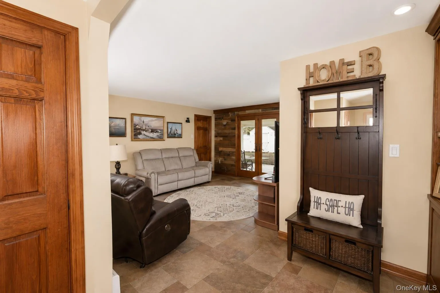 223 End Avenue, Oyster Bay, NY, 3 Bedrooms Bedrooms, 7 Rooms Rooms,1 BathroomBathrooms,Residential,For Rent,End,0,1001036 223 End Avenue, Oyster Bay, NY, 3 Bedrooms Bedrooms, 7 Rooms Rooms,1 BathroomBathrooms,Residential,For Rent,End,0,1001036