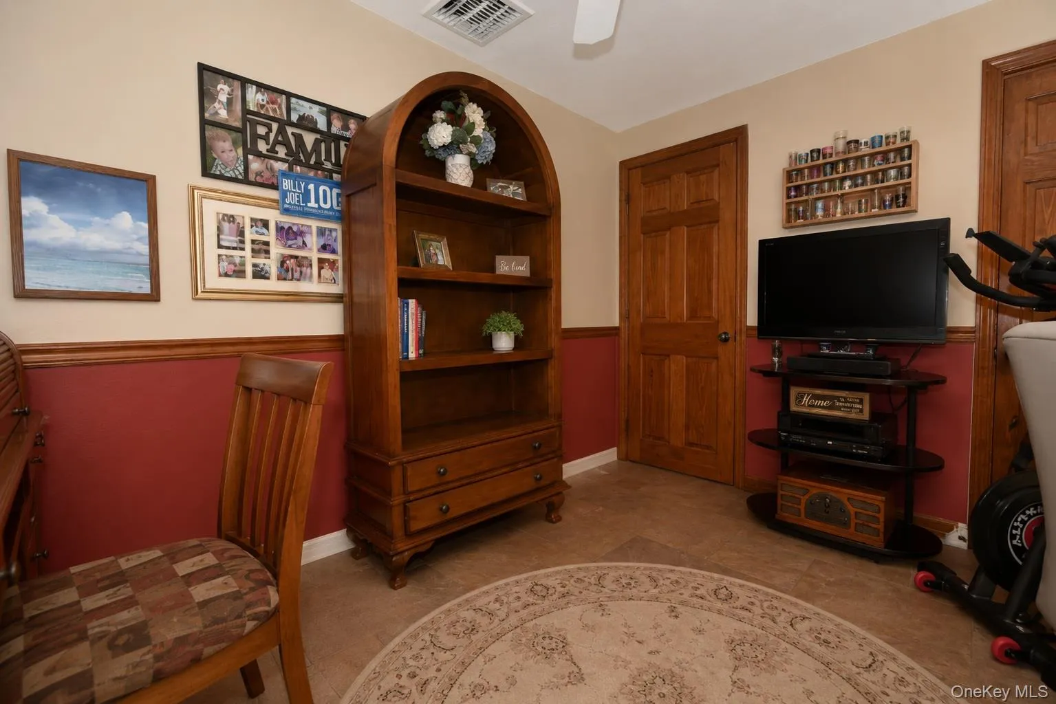 223 End Avenue, Oyster Bay, NY, 3 Bedrooms Bedrooms, 7 Rooms Rooms,1 BathroomBathrooms,Residential,For Rent,End,0,1001036 223 End Avenue, Oyster Bay, NY, 3 Bedrooms Bedrooms, 7 Rooms Rooms,1 BathroomBathrooms,Residential,For Rent,End,0,1001036