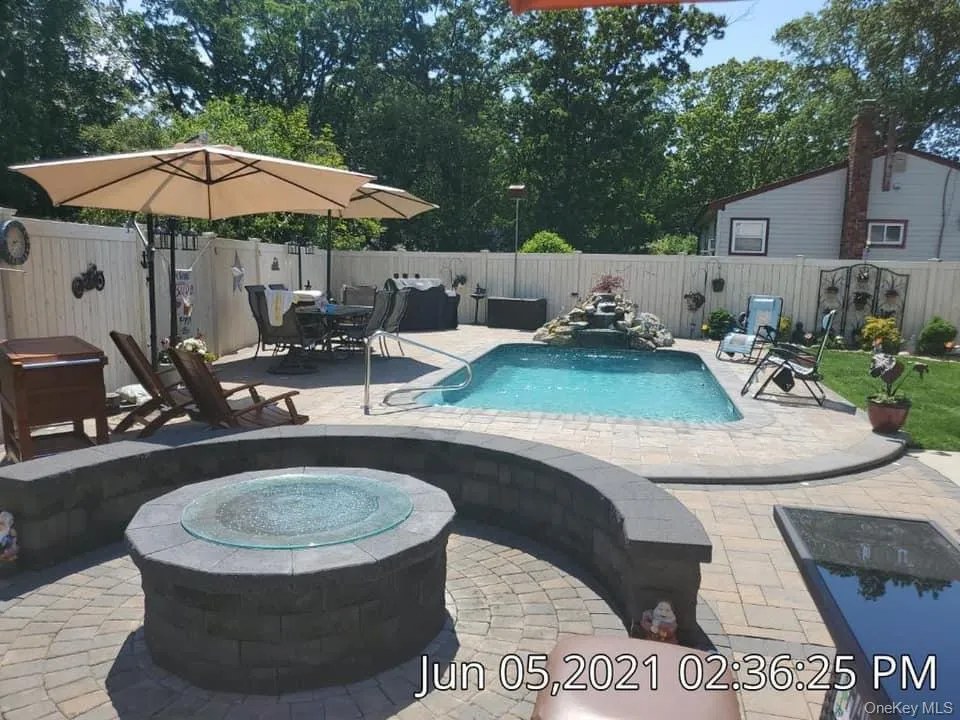 8 Oswego Drive, Islip, NY, 3 Bedrooms Bedrooms, 5 Rooms Rooms,2 BathroomsBathrooms,Residential,For Rent,Oswego,0,1001037 8 Oswego Drive, Islip, NY, 3 Bedrooms Bedrooms, 5 Rooms Rooms,2 BathroomsBathrooms,Residential,For Rent,Oswego,0,1001037